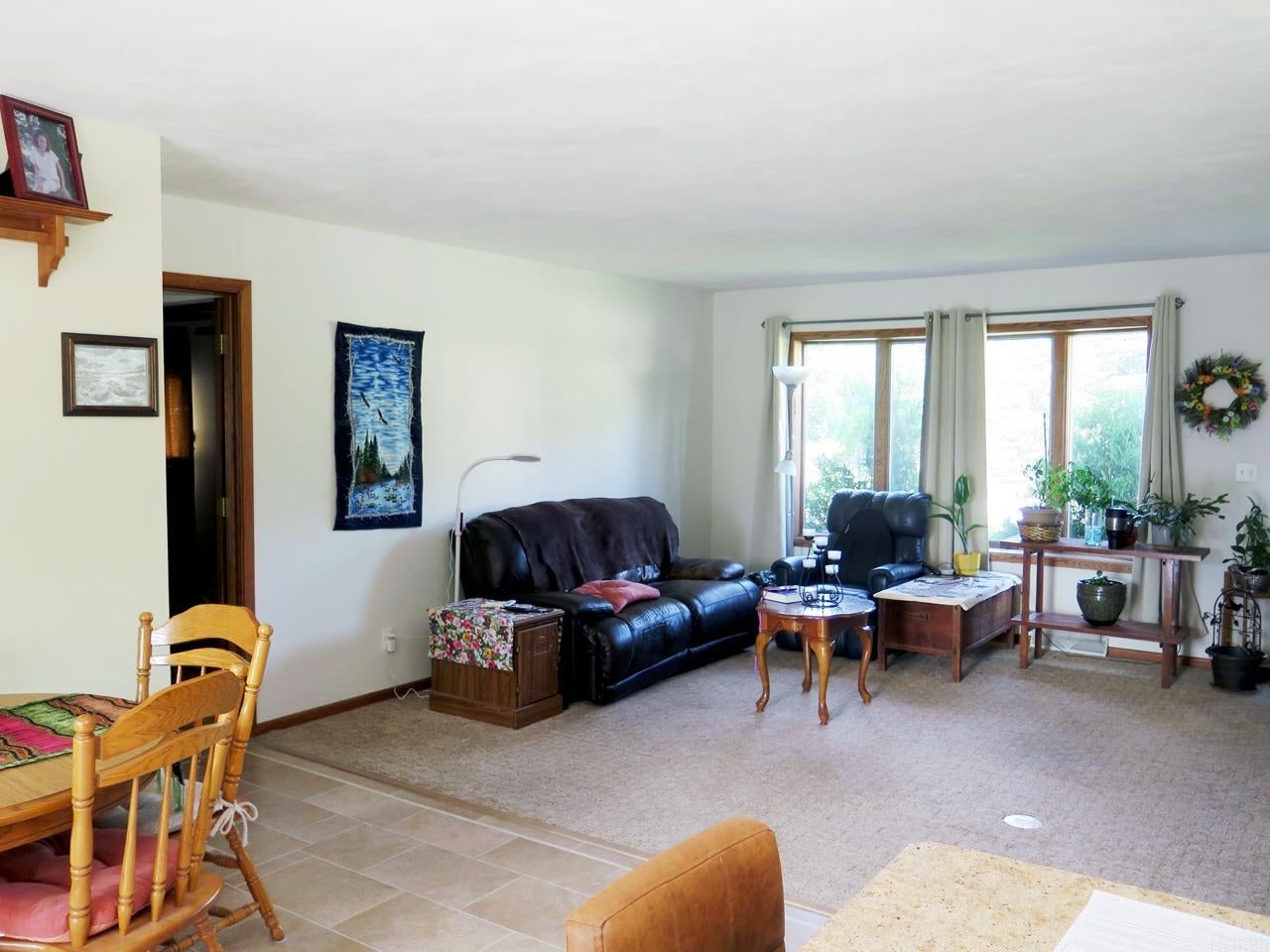 1006 Ridgewood Drive, Decorah, IA 52101 — photo 3