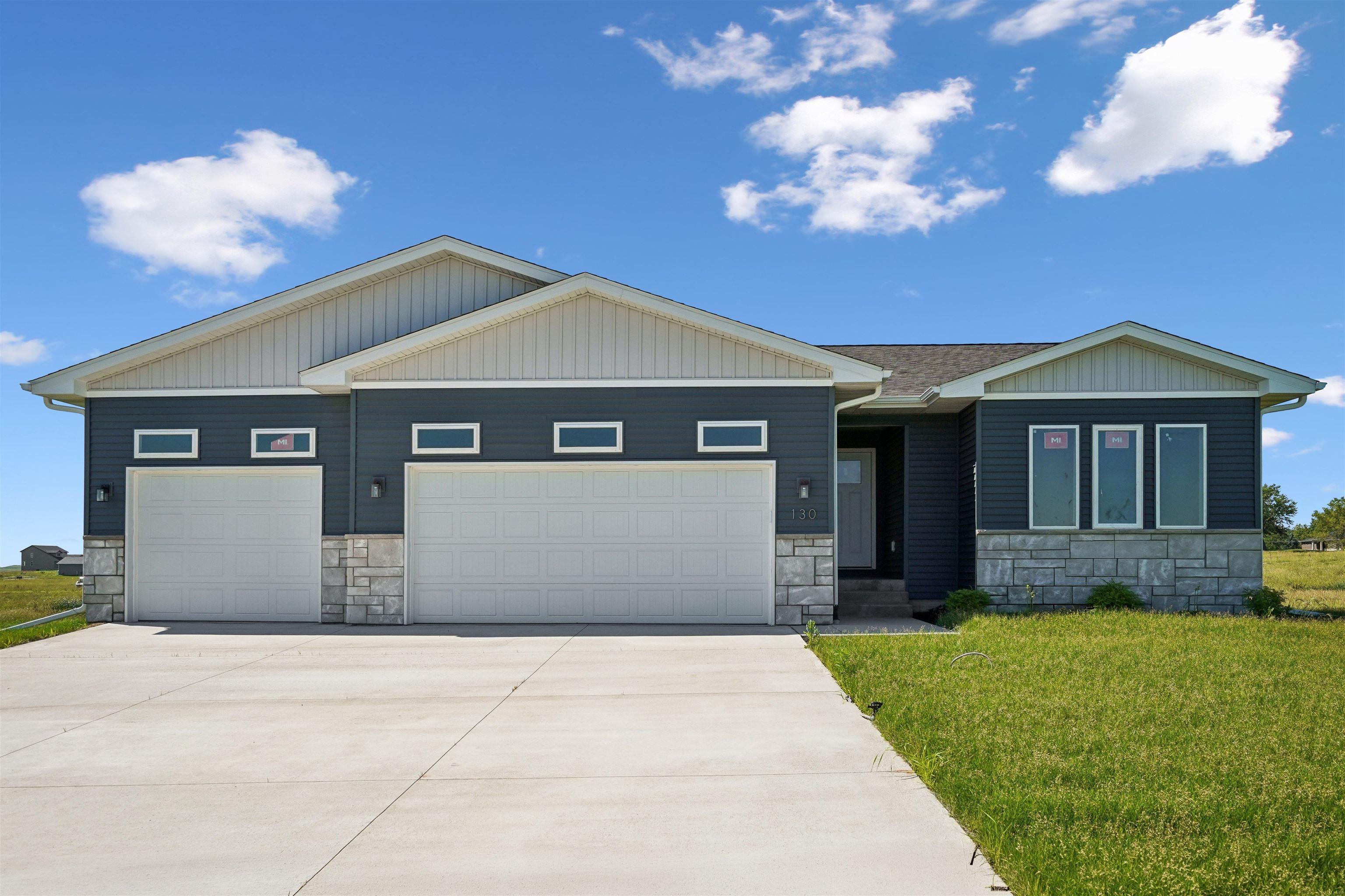 130 Moonlight Drive — photo