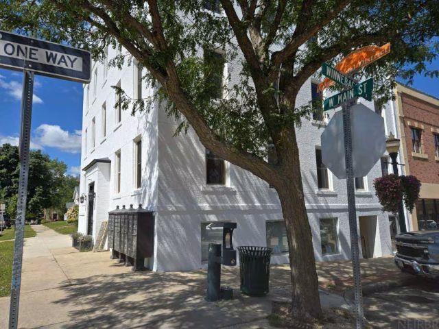 202 W Main Street — photo