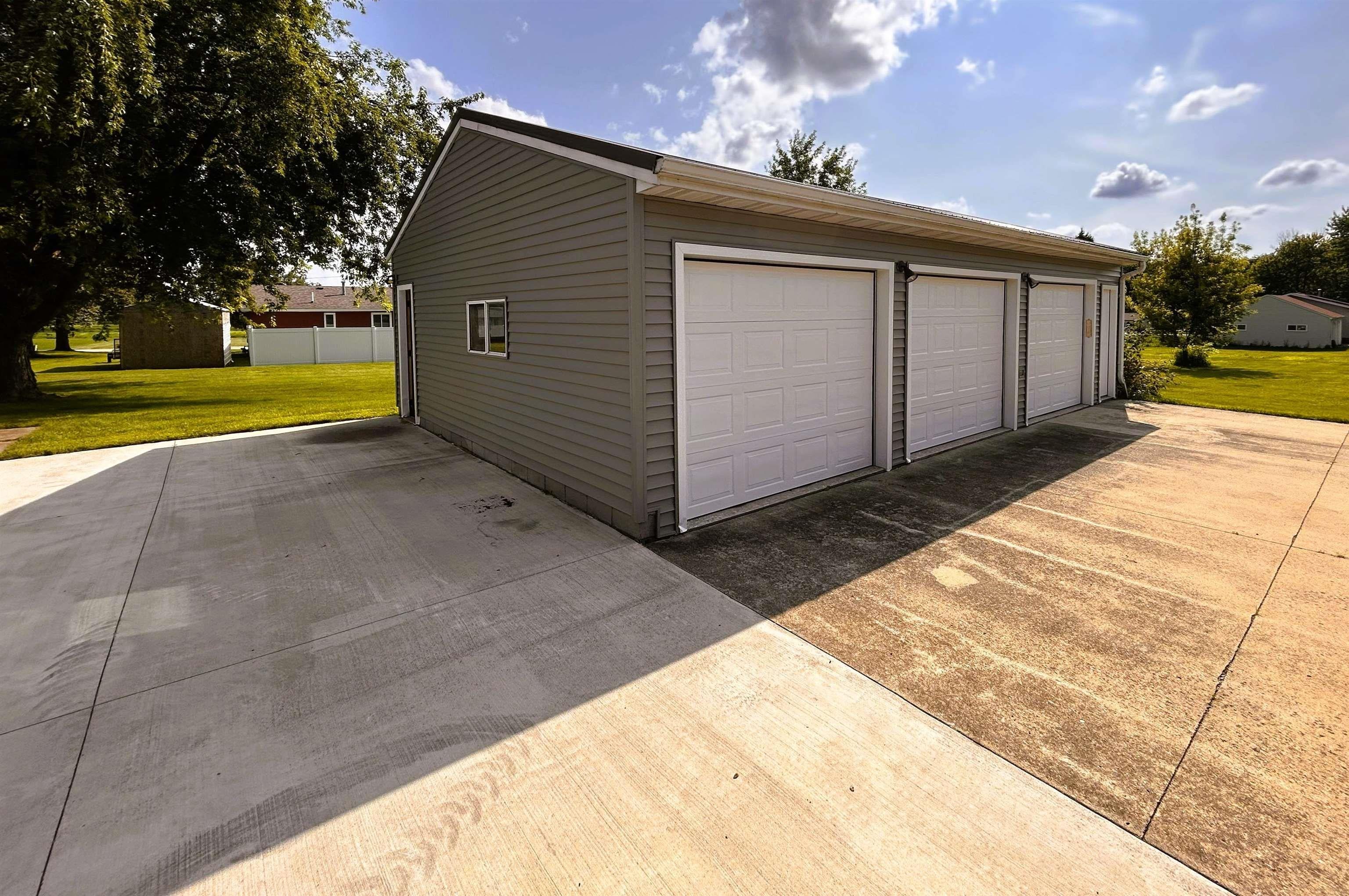 625 Taylor Street, Rudd, IA 50471 — photo 3