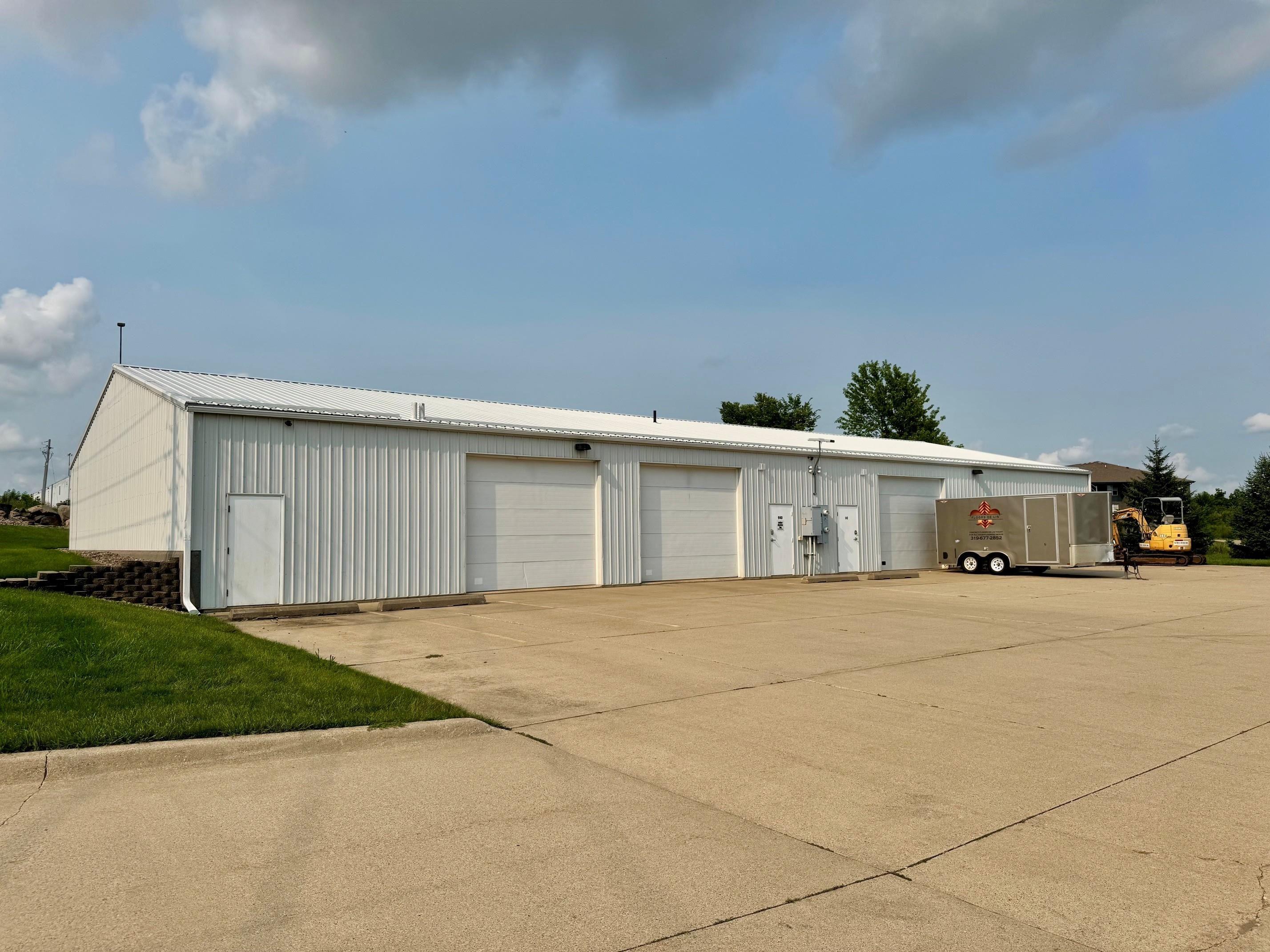 942 S Hackett Road — photo