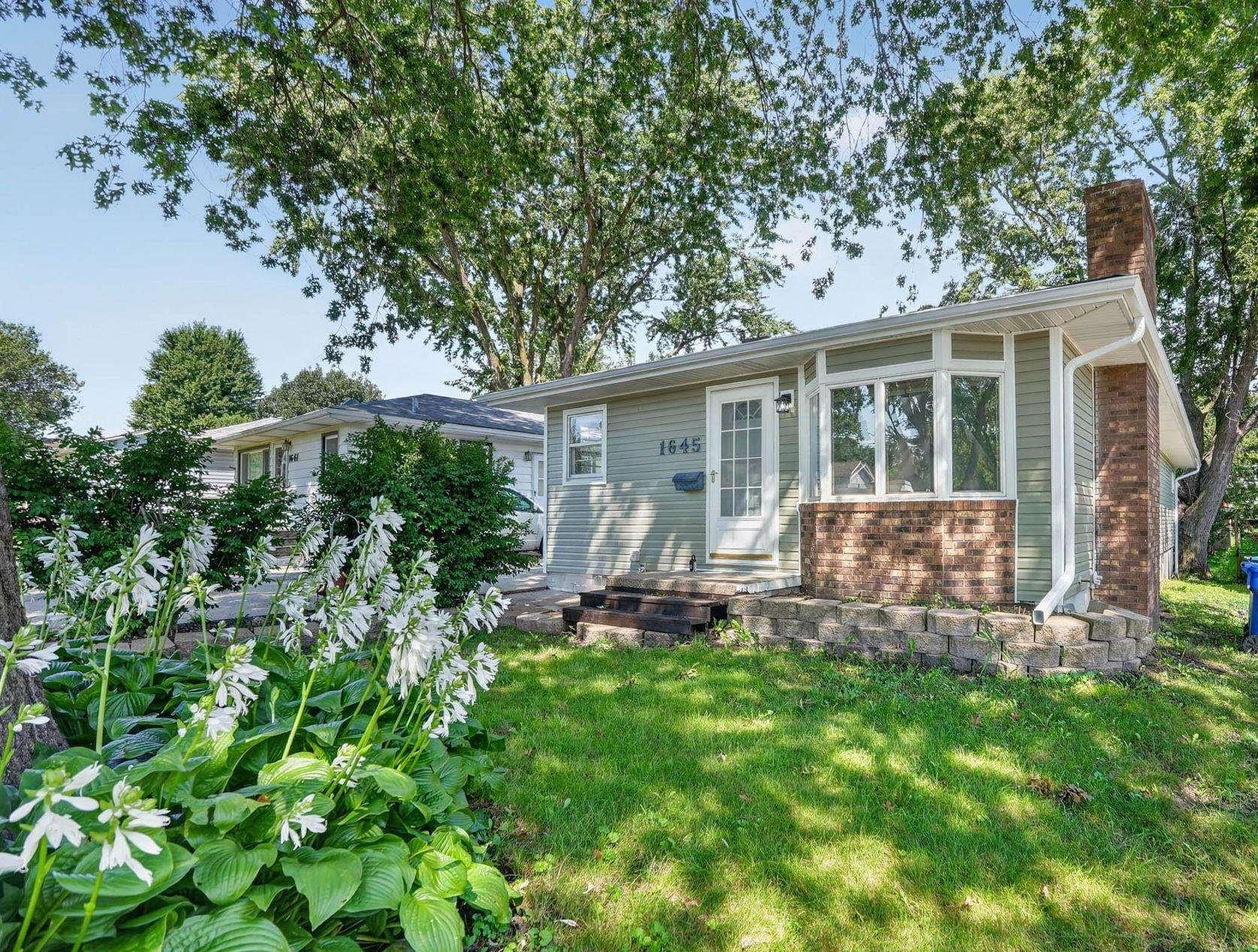 1645 Plymouth Avenue — photo