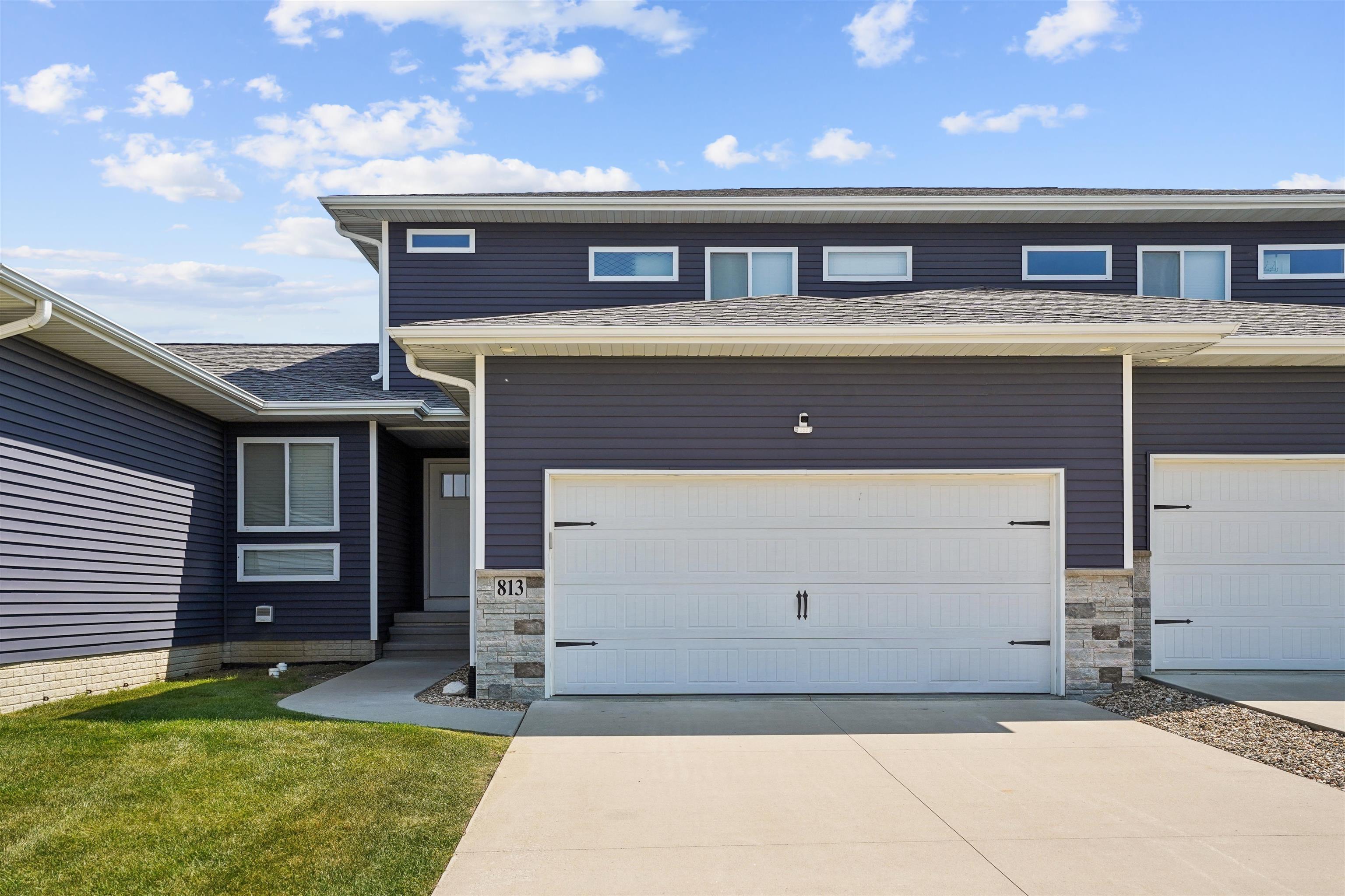 813 Grindstone Circle — photo