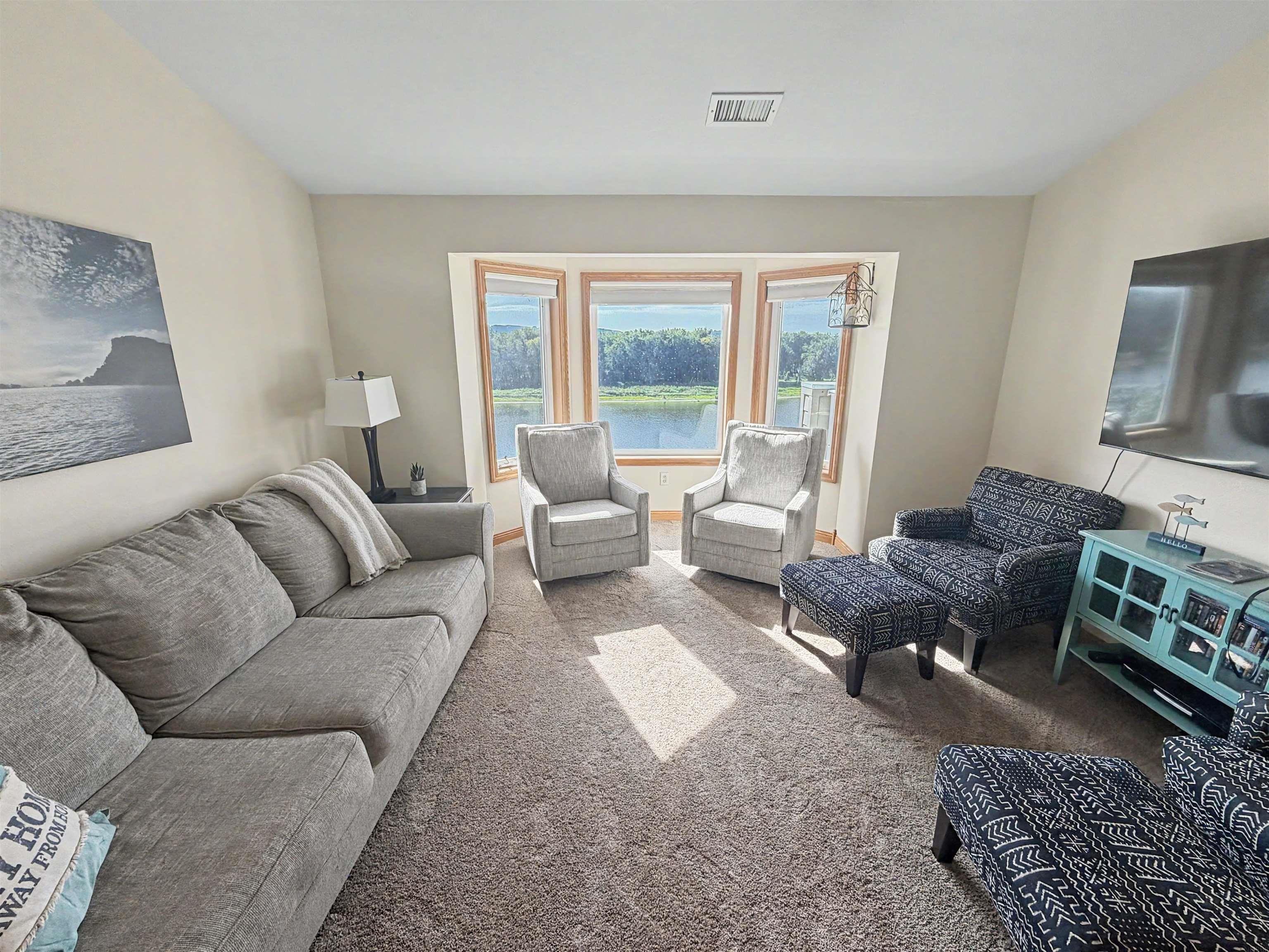 605 Sandy Point Road 322 — photo