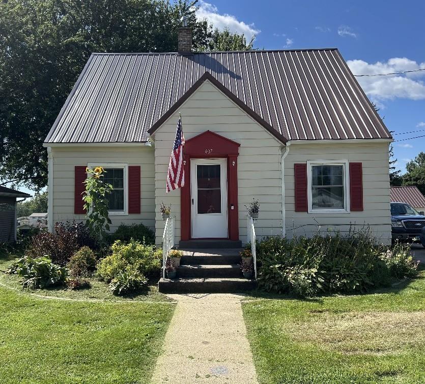 407 Commercial Street — photo