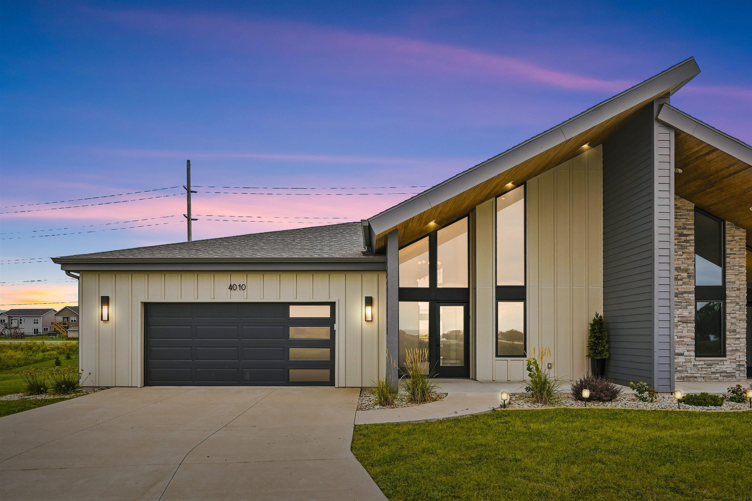 4010 Keagles Crossing — photo