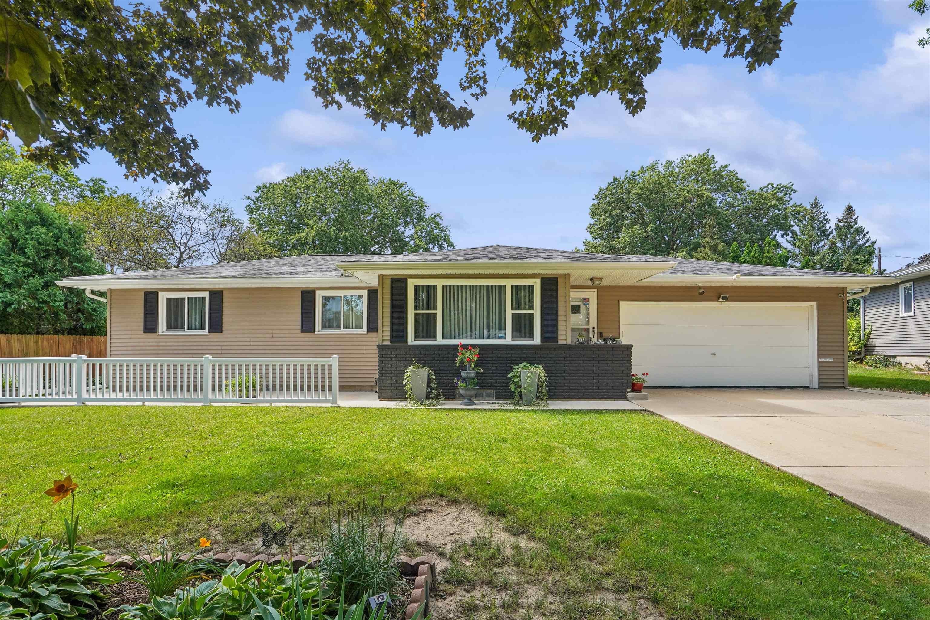 113 Crest Circle — photo