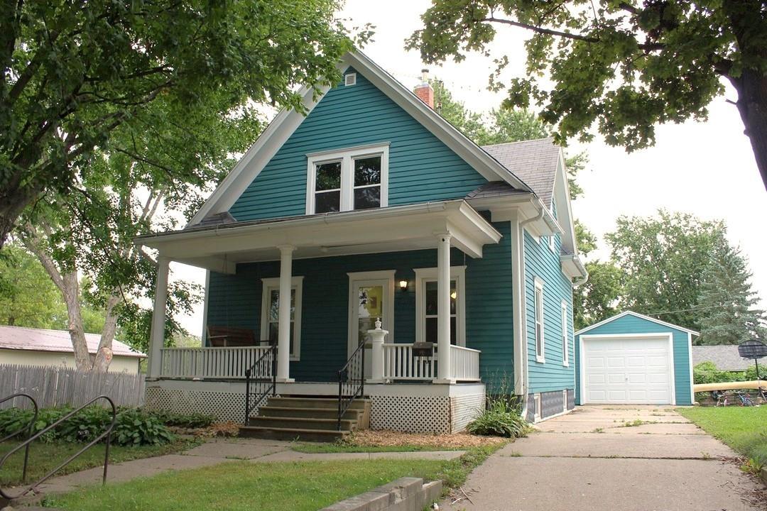 704 Clinton Street — photo