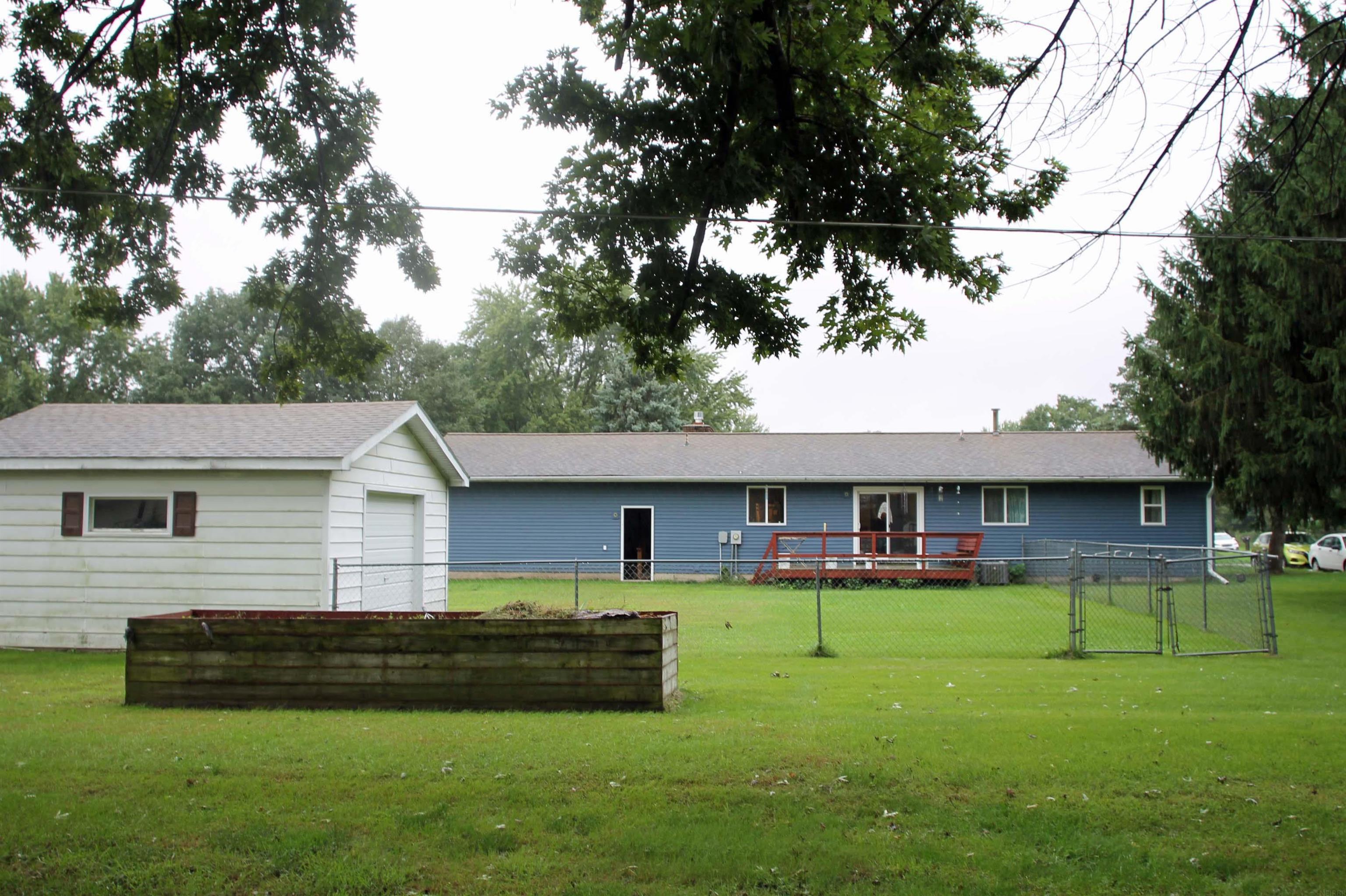 509 E Mark Street, Shell Rock, IA 50670 — photo 2
