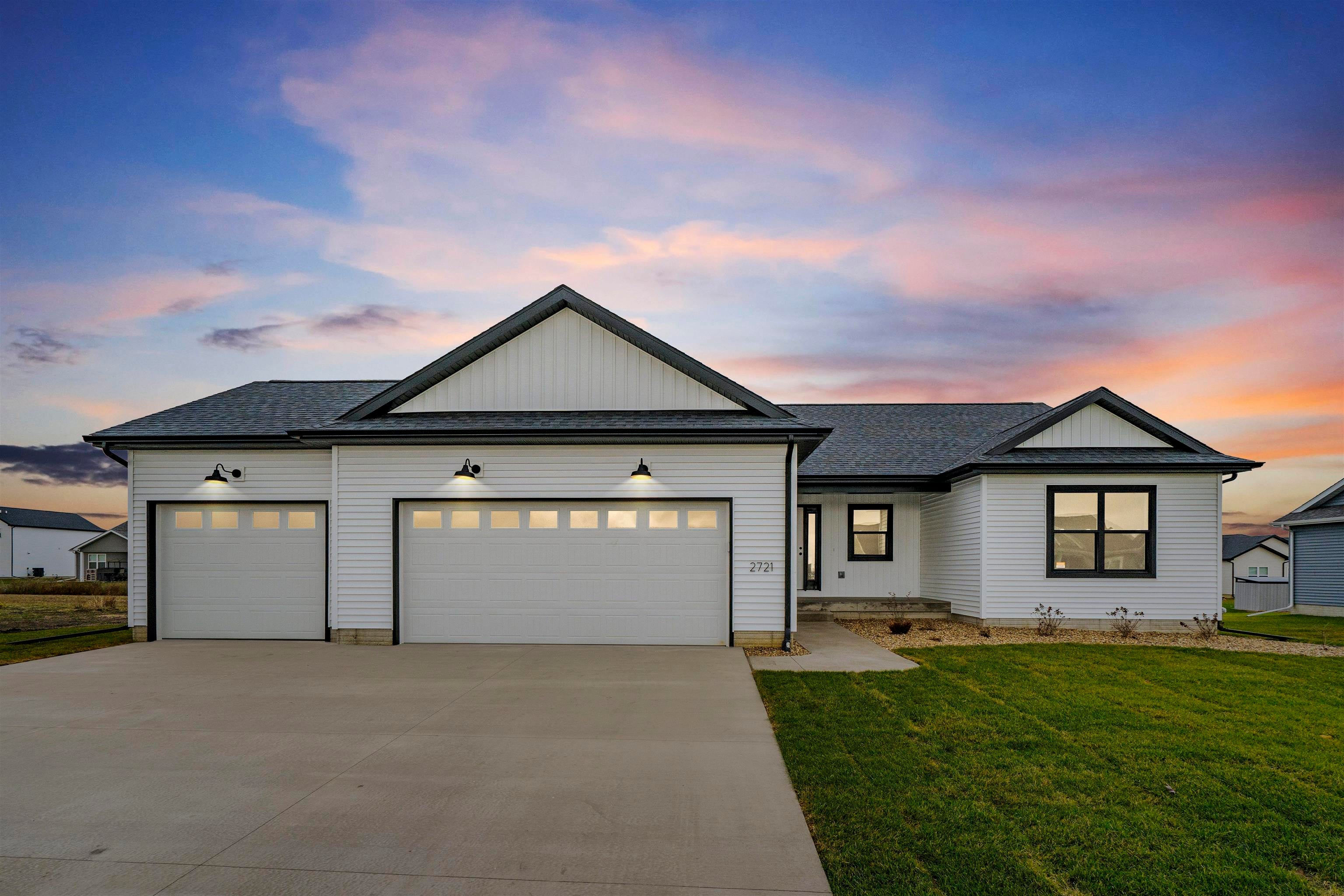 2807 Amber Valley Road — photo