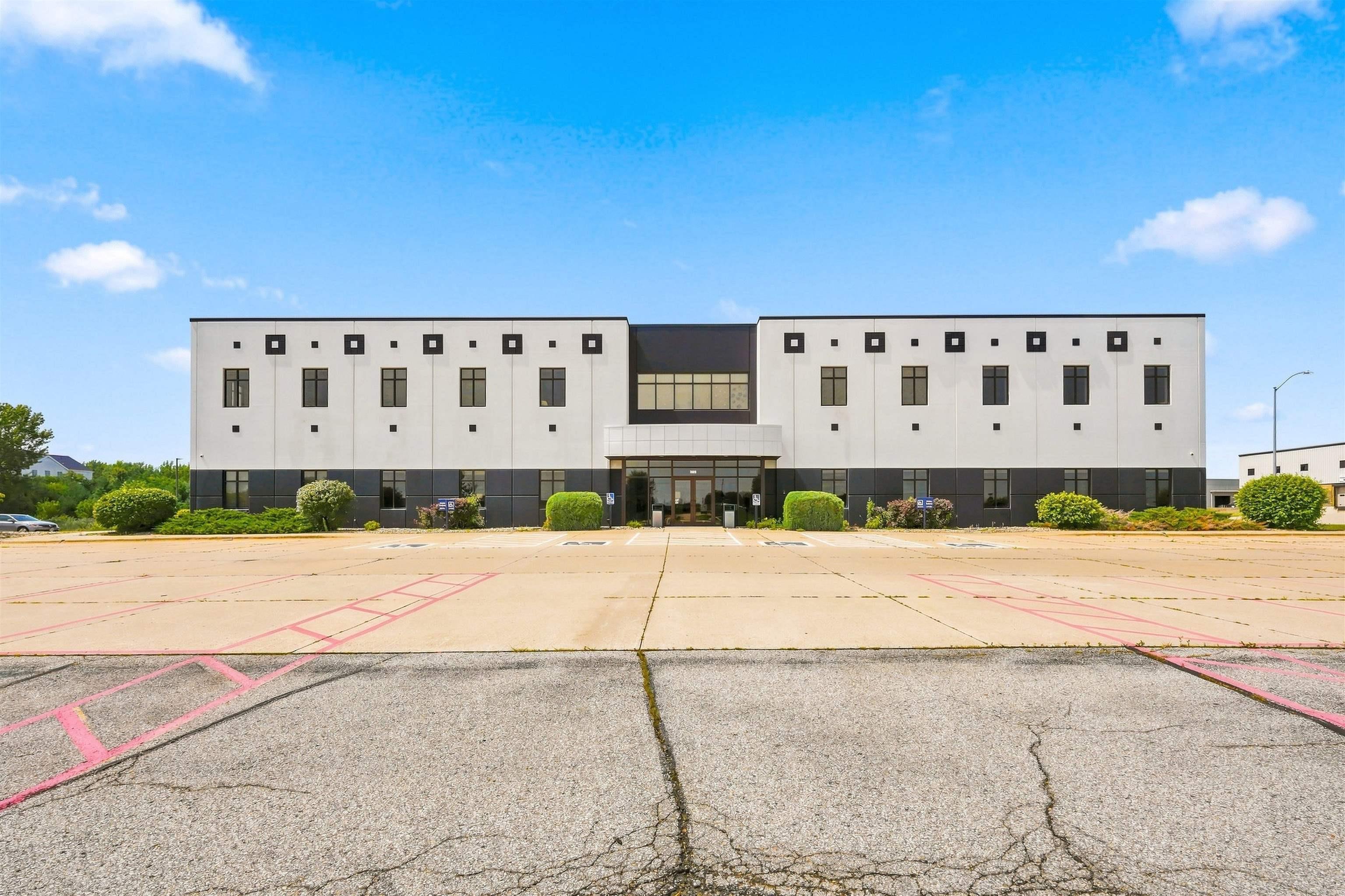 7009 Nordic Drive Suite 100 & 105 — photo