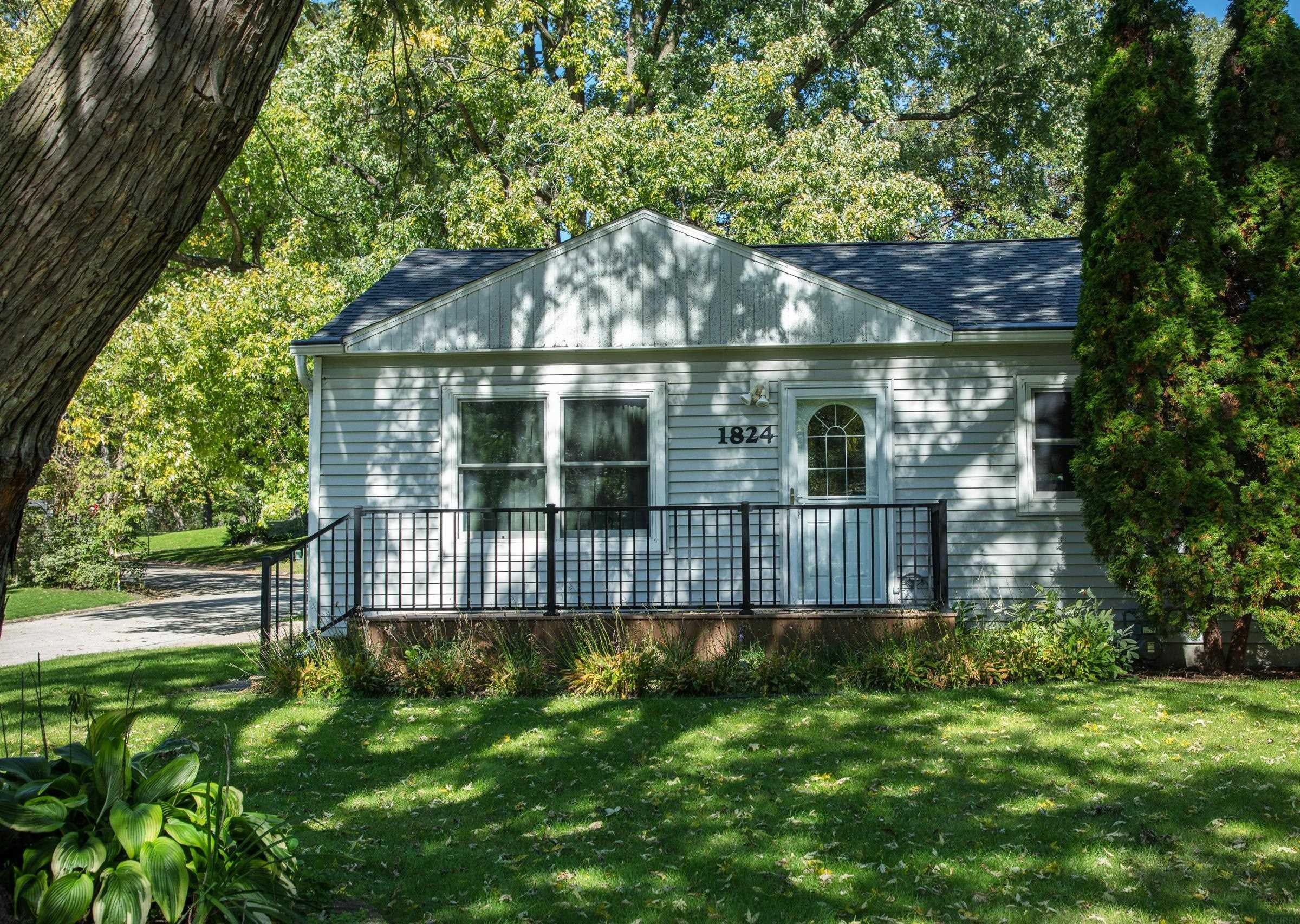 1824 Madison Street — photo