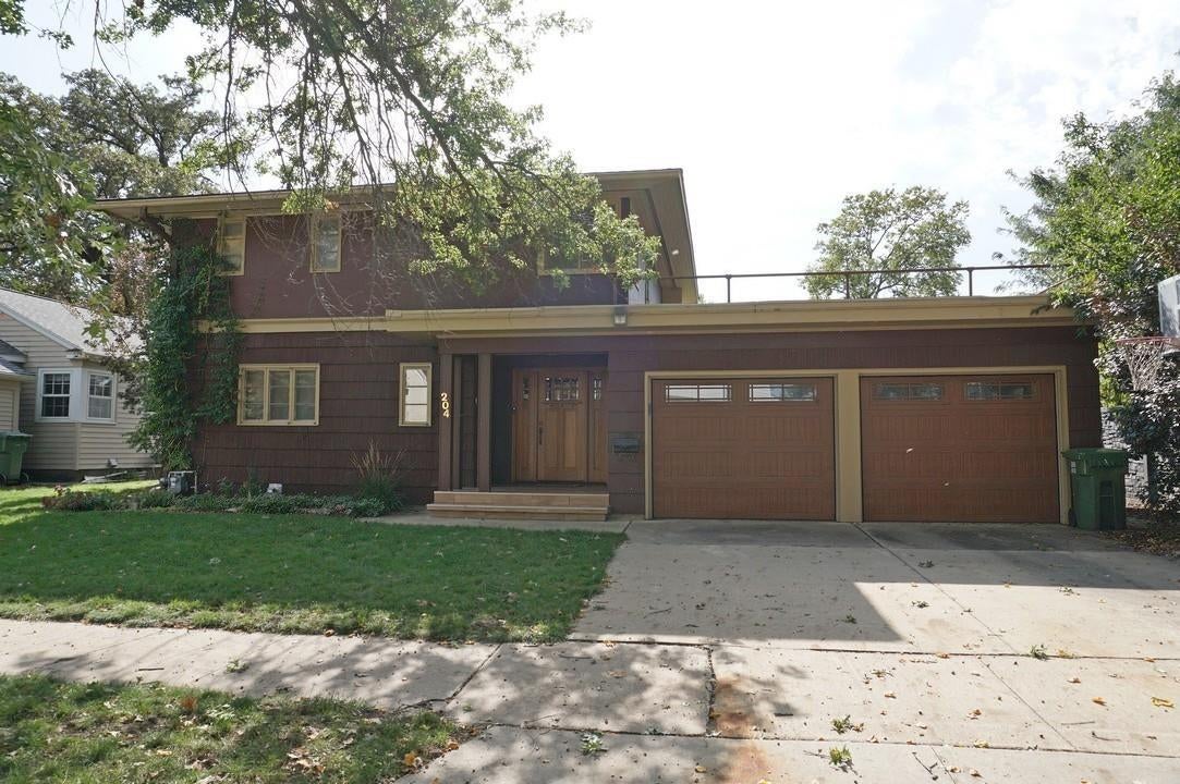 204 Clark Street — photo