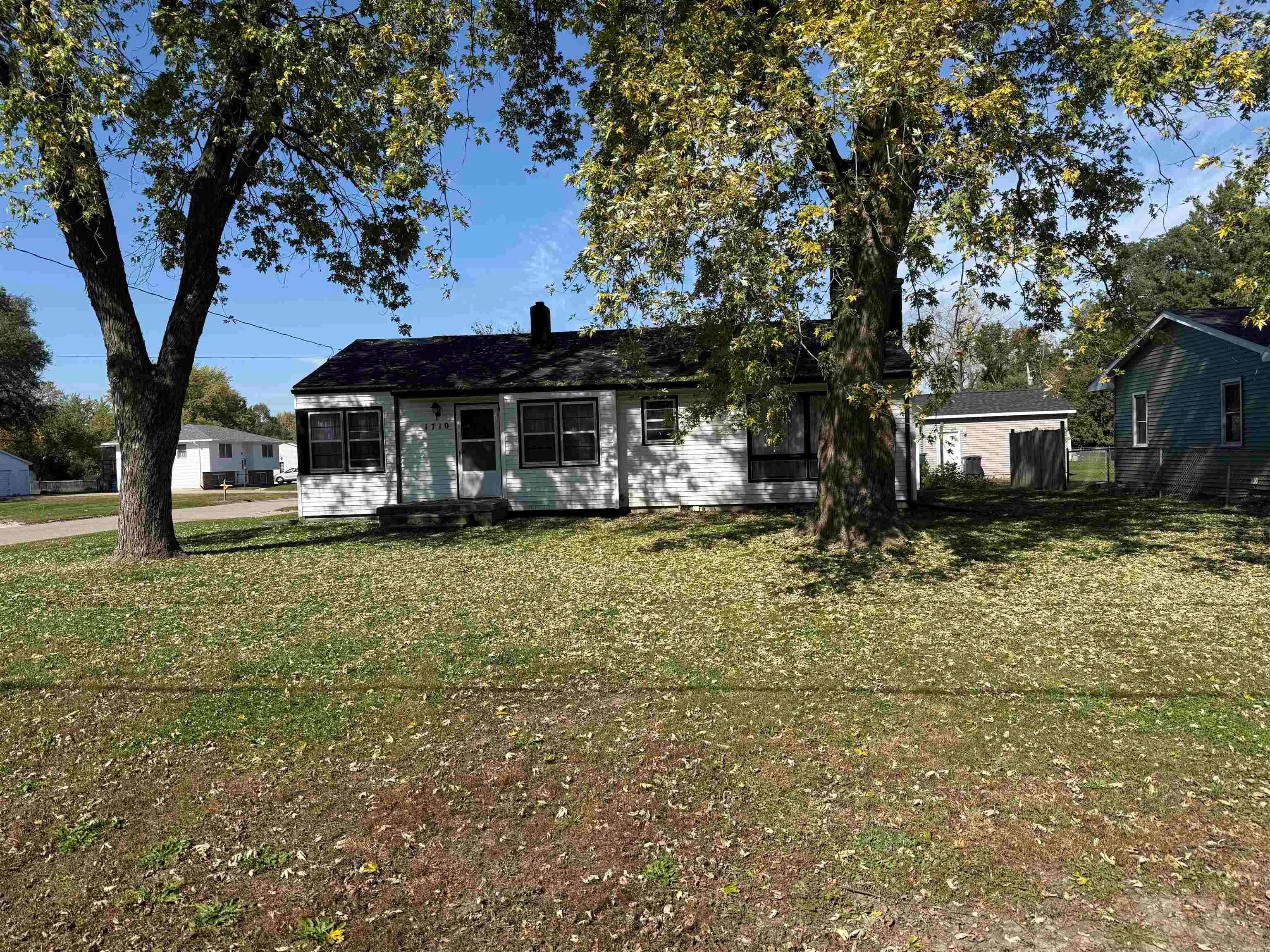 1710 Huntington Rd., Waterloo, IA 50701 — photo 2