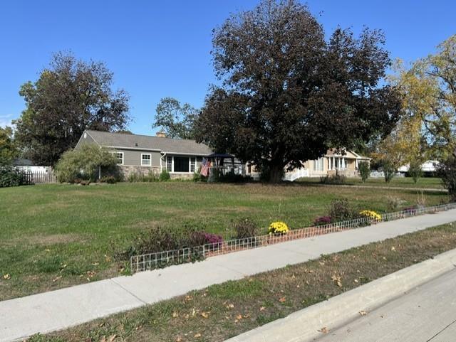 2012 Lilac Lane — photo