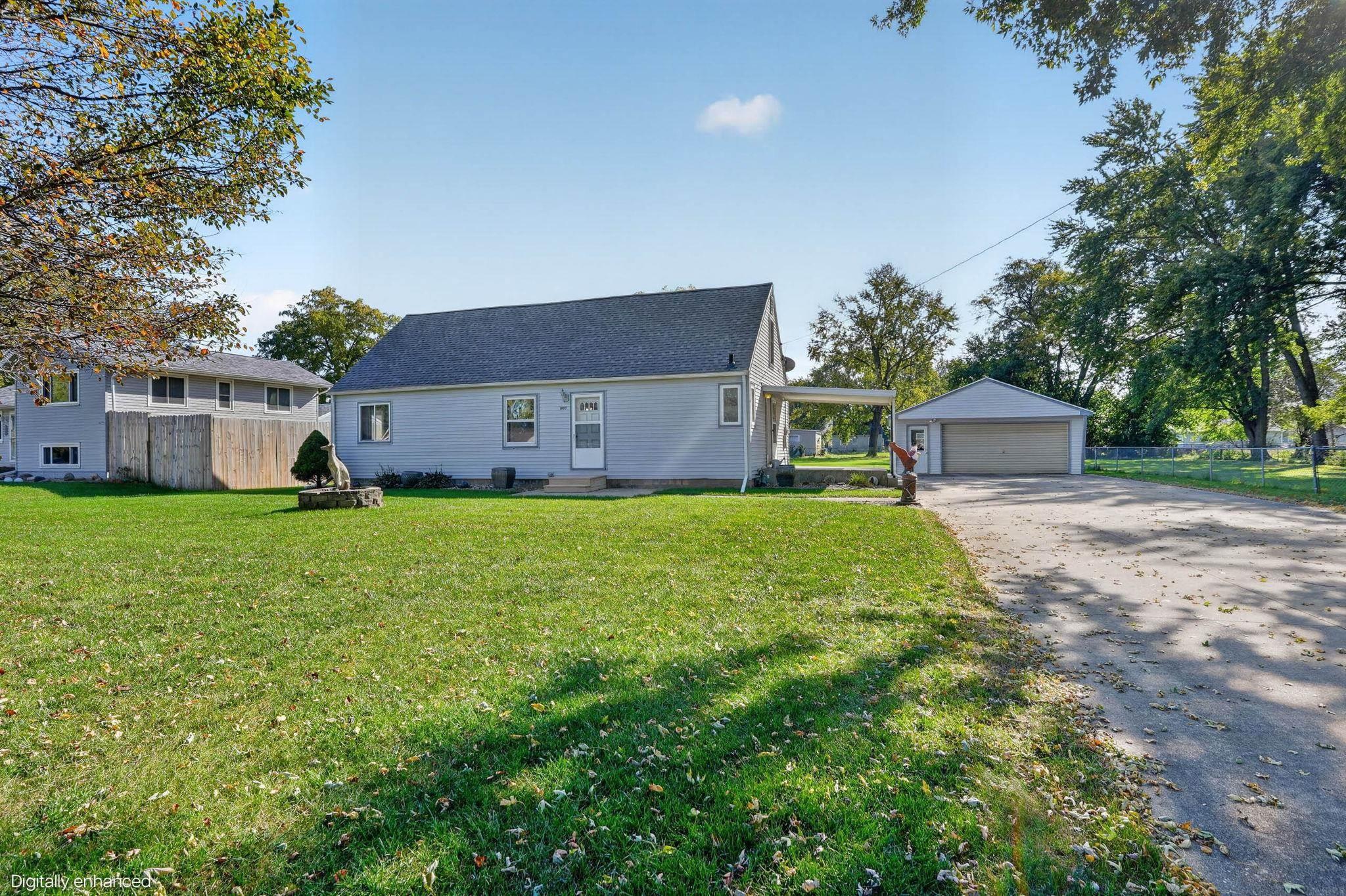 1803 Huntington Road — photo