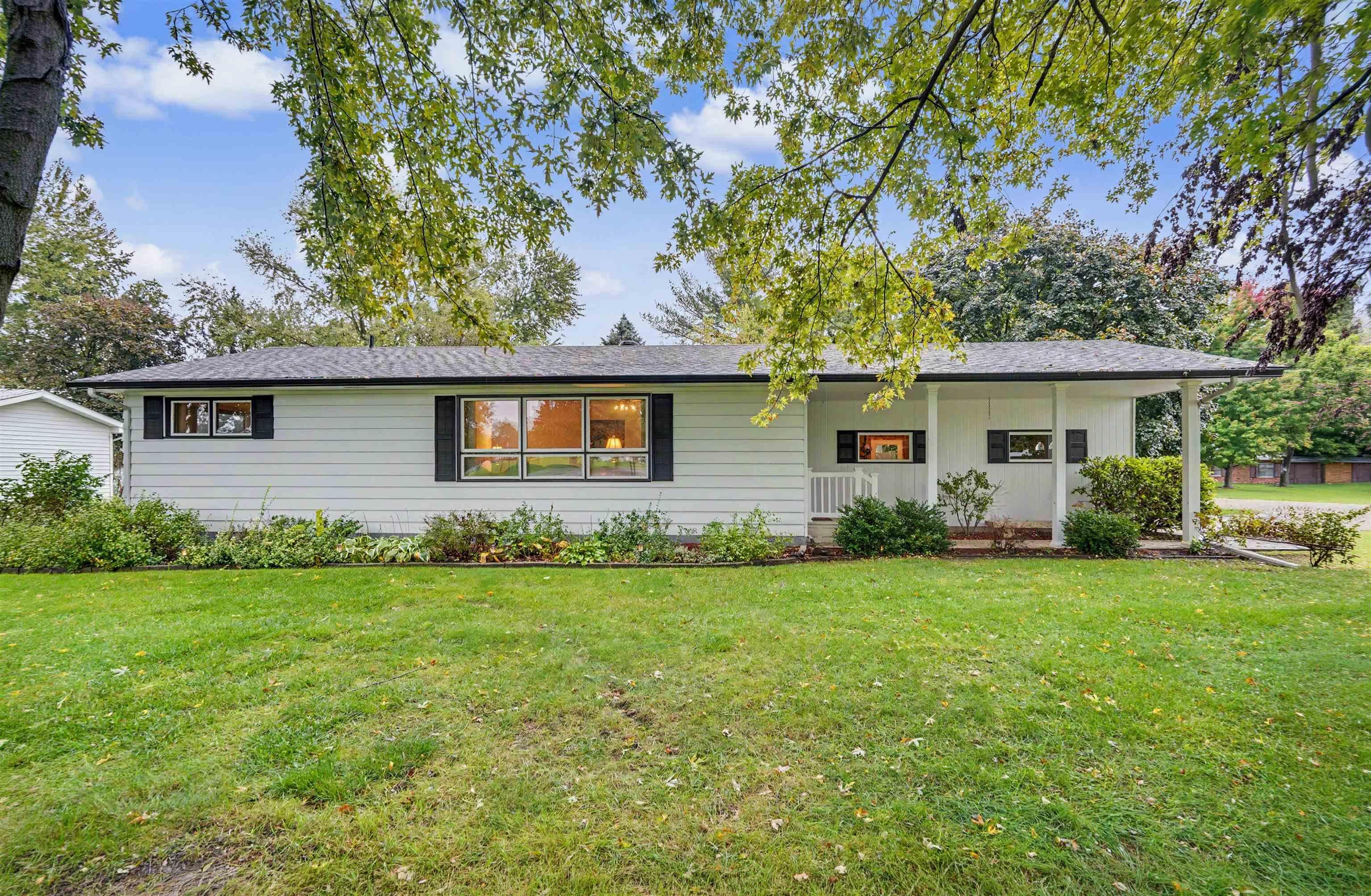102 Rainbow Drive — photo