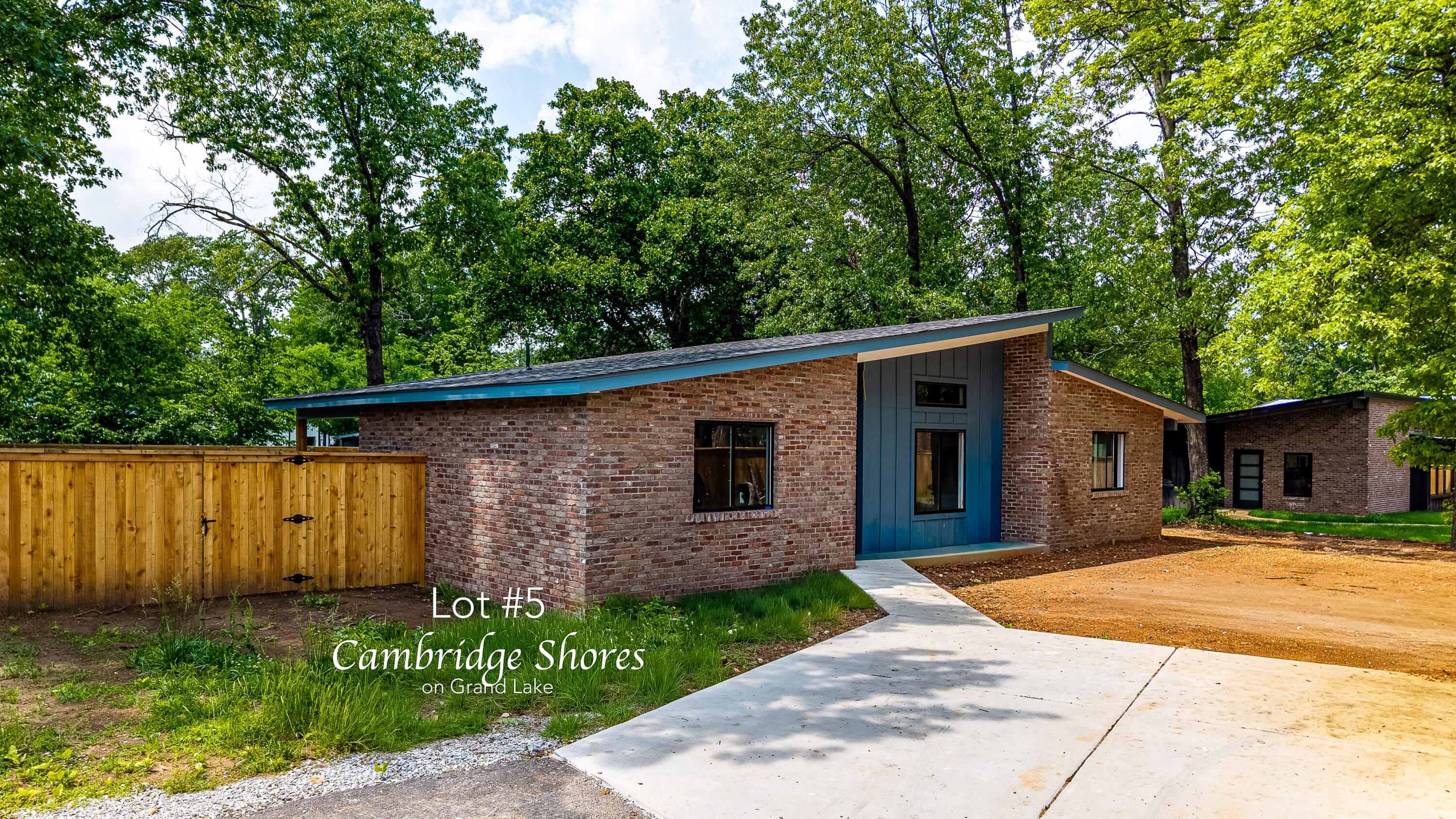 32427 Oxford Drive — photo