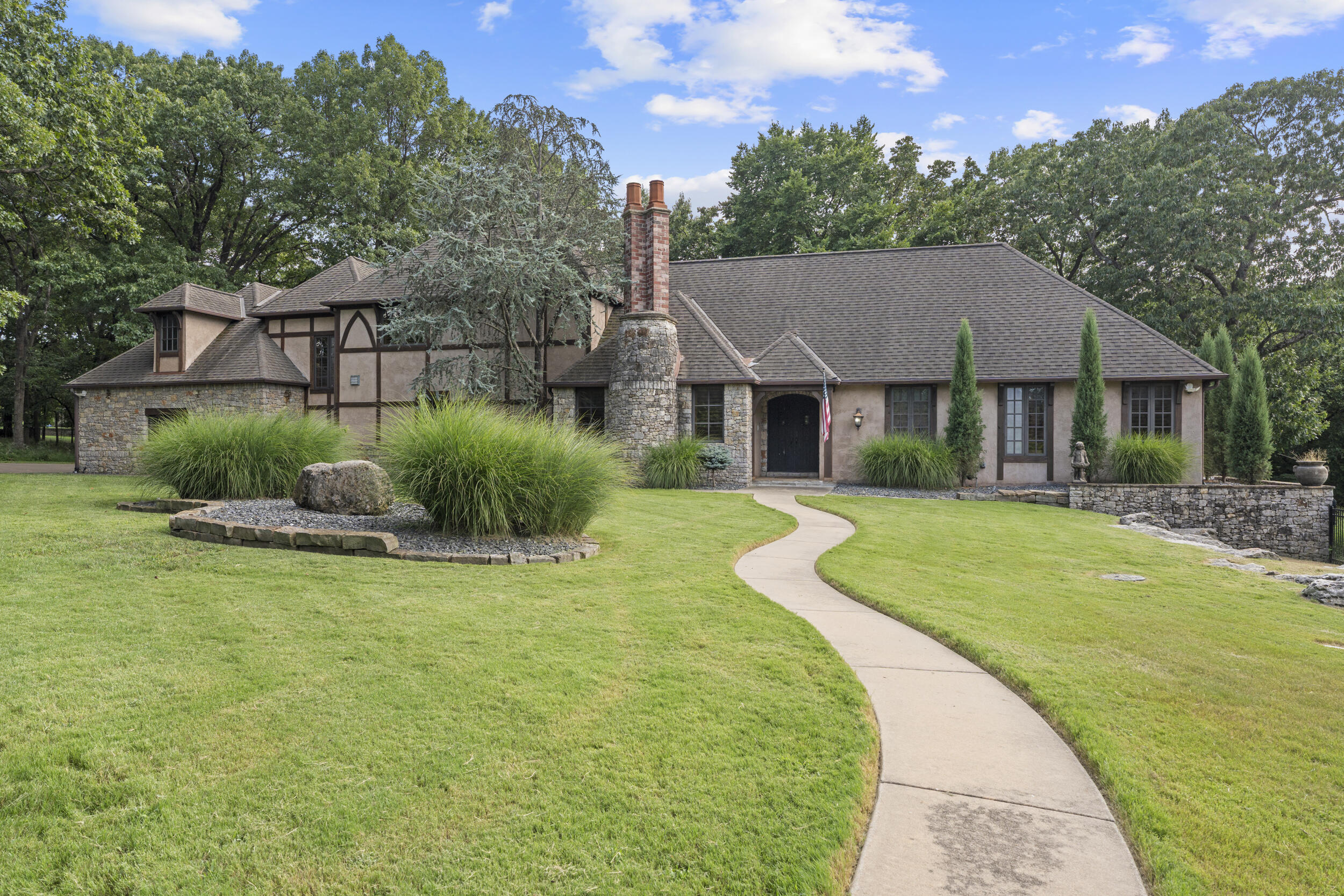 451481 Ridge Road Circle — photo