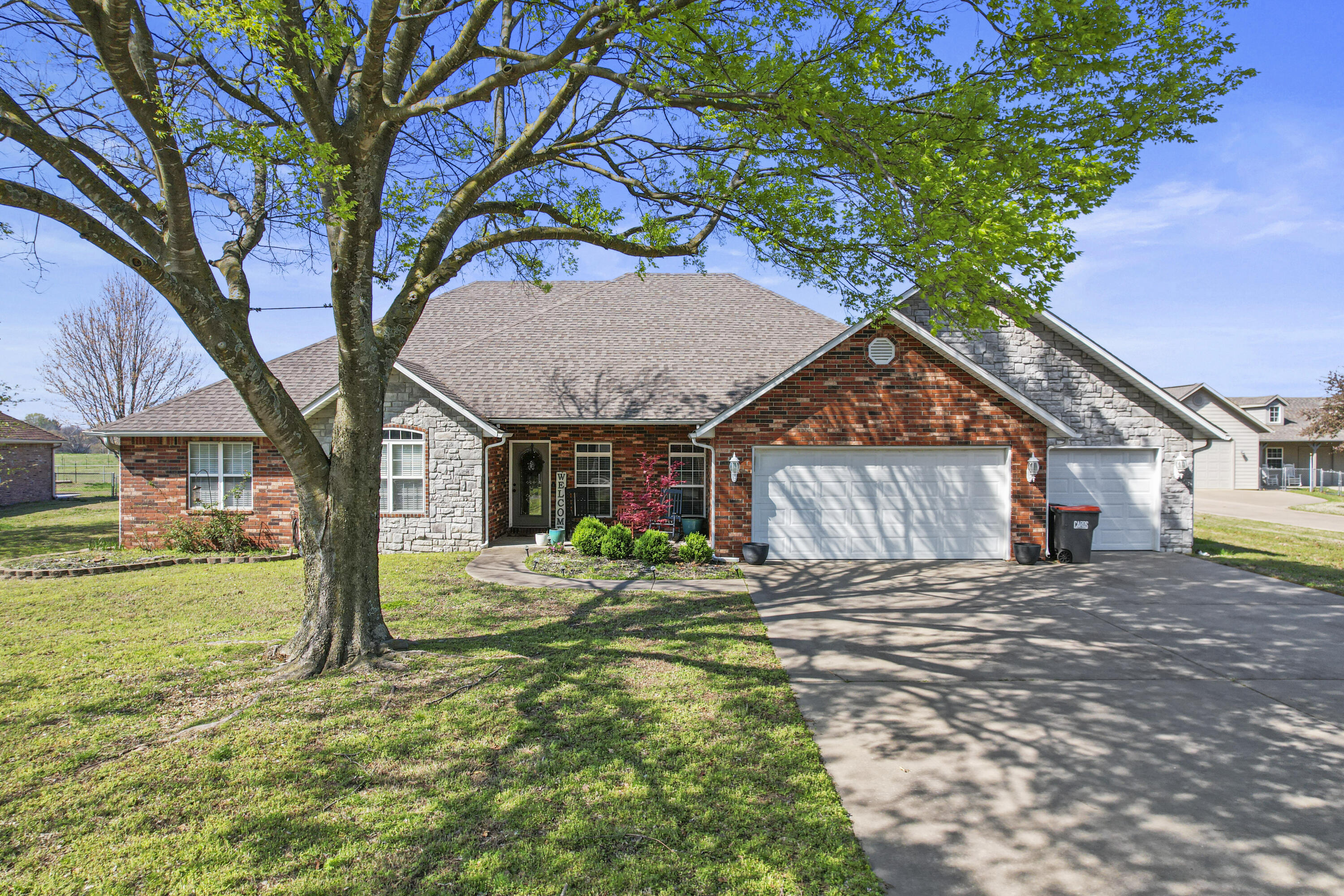 2801 Harber Oaks Loop — photo