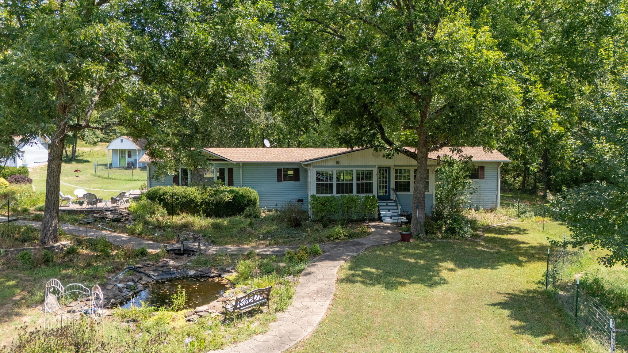 55151 E 250 Road — photo