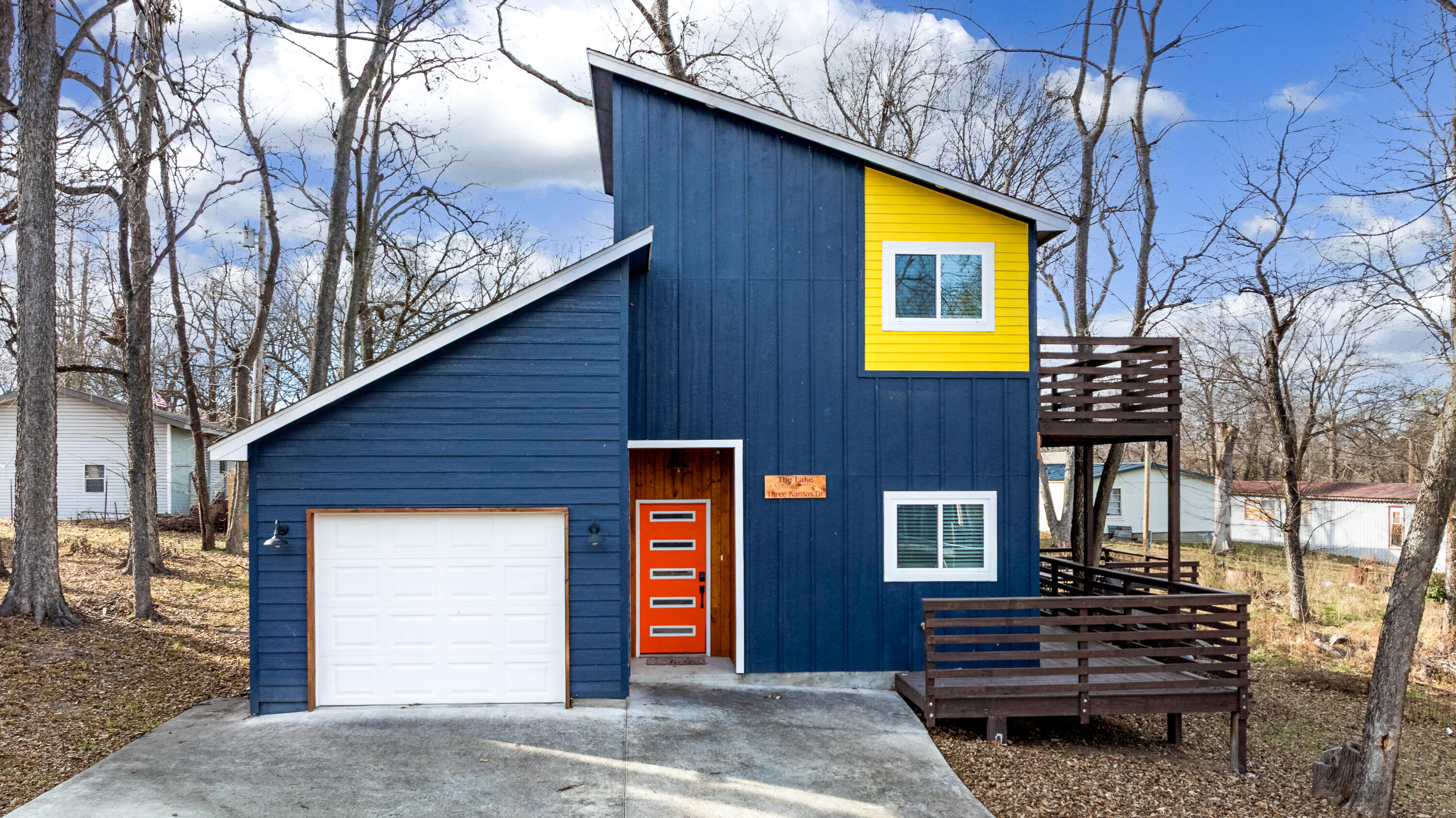 3 Kansas Drive — photo