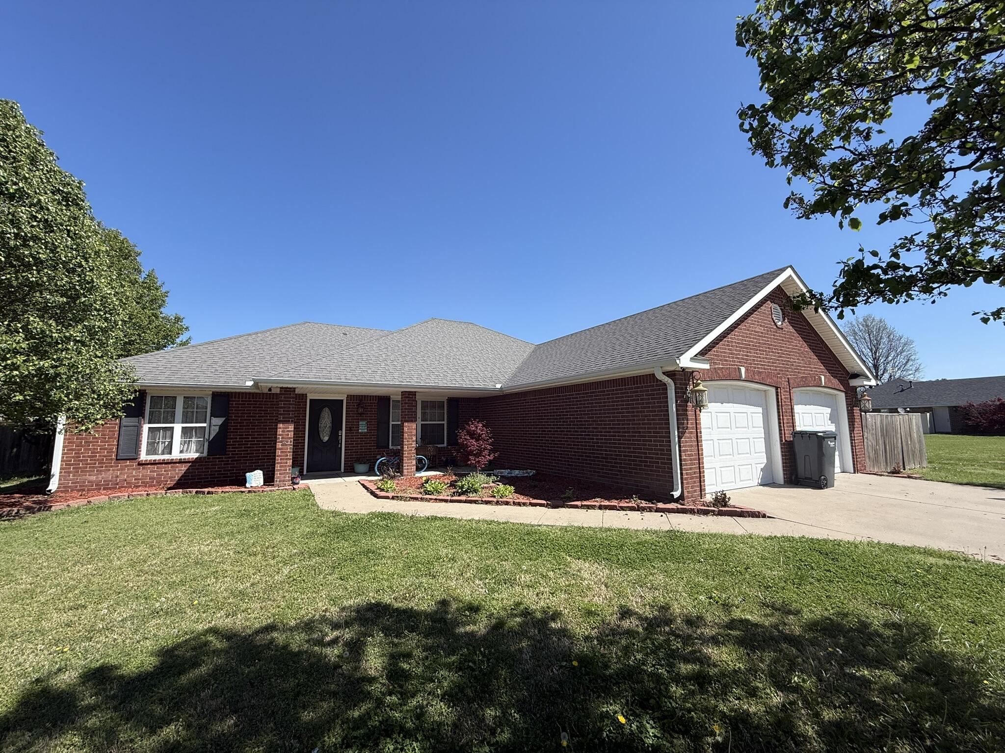 1815 Scott Lane — photo