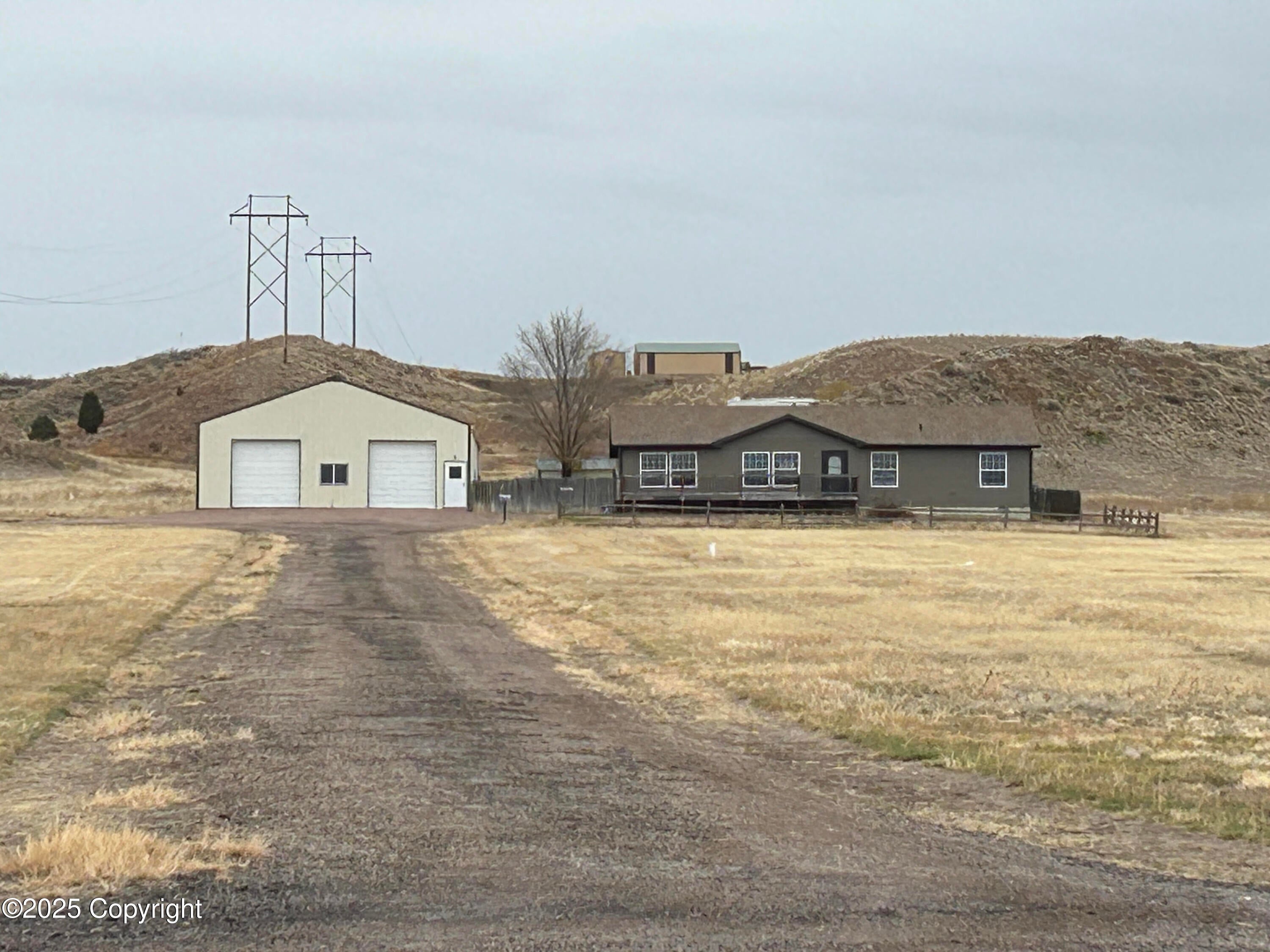 3202 Cactus Dr - — photo