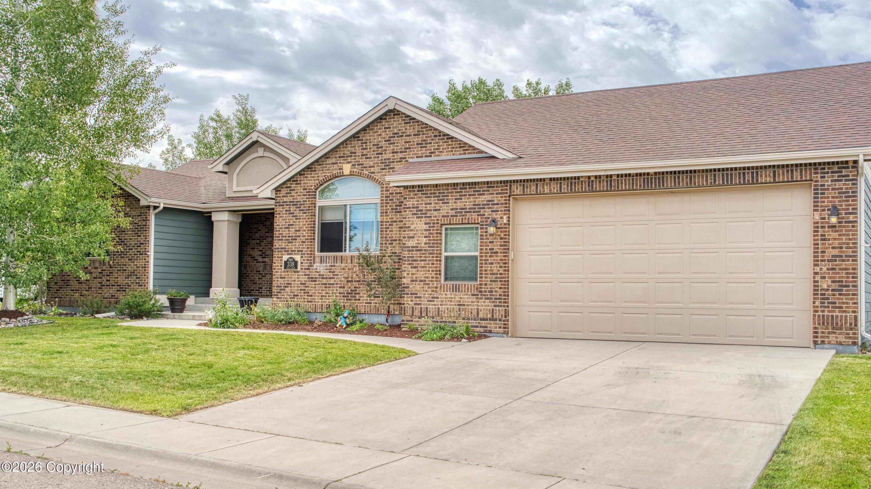 338 Legacy Pkwy - — photo
