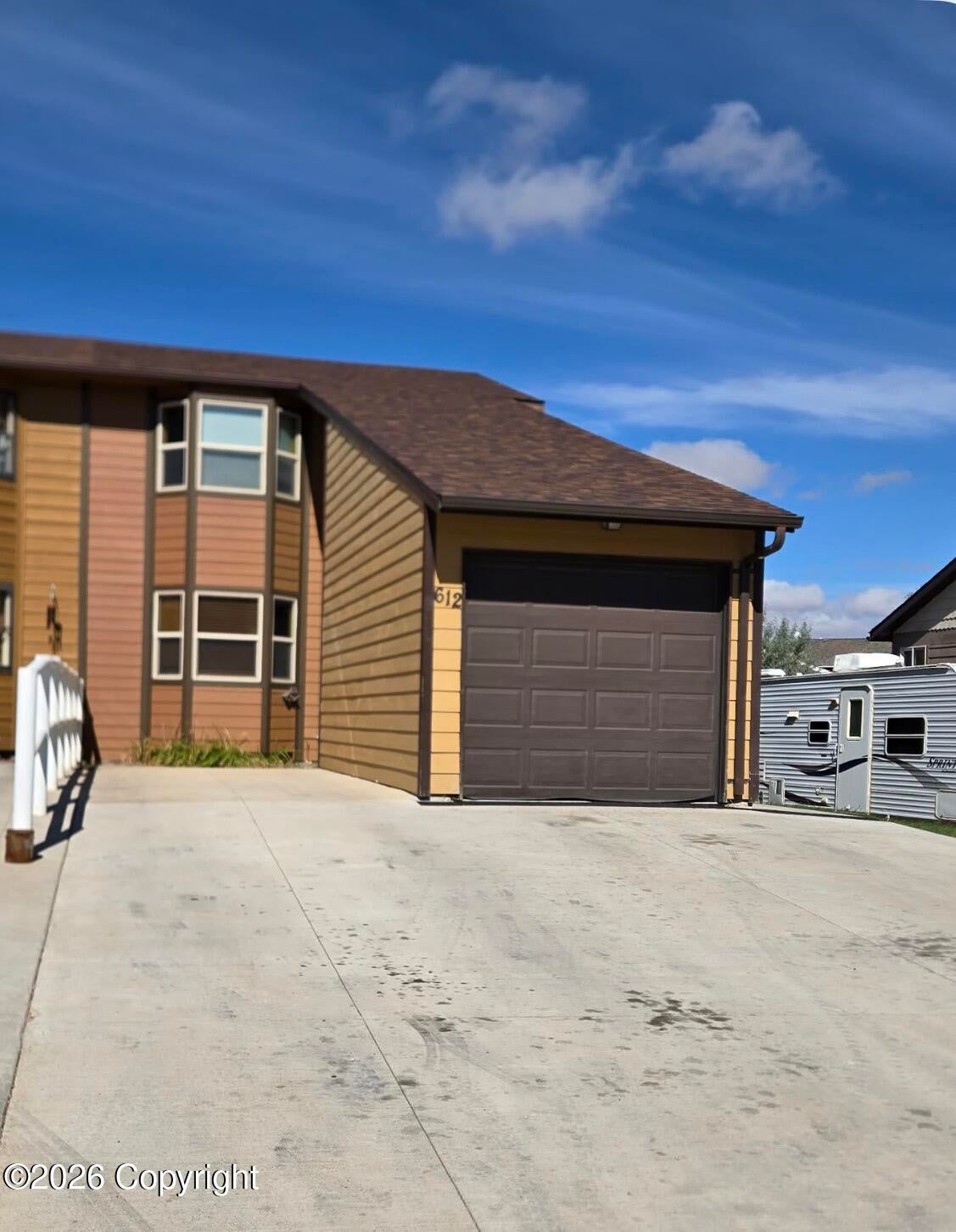 612 Oregon - — photo