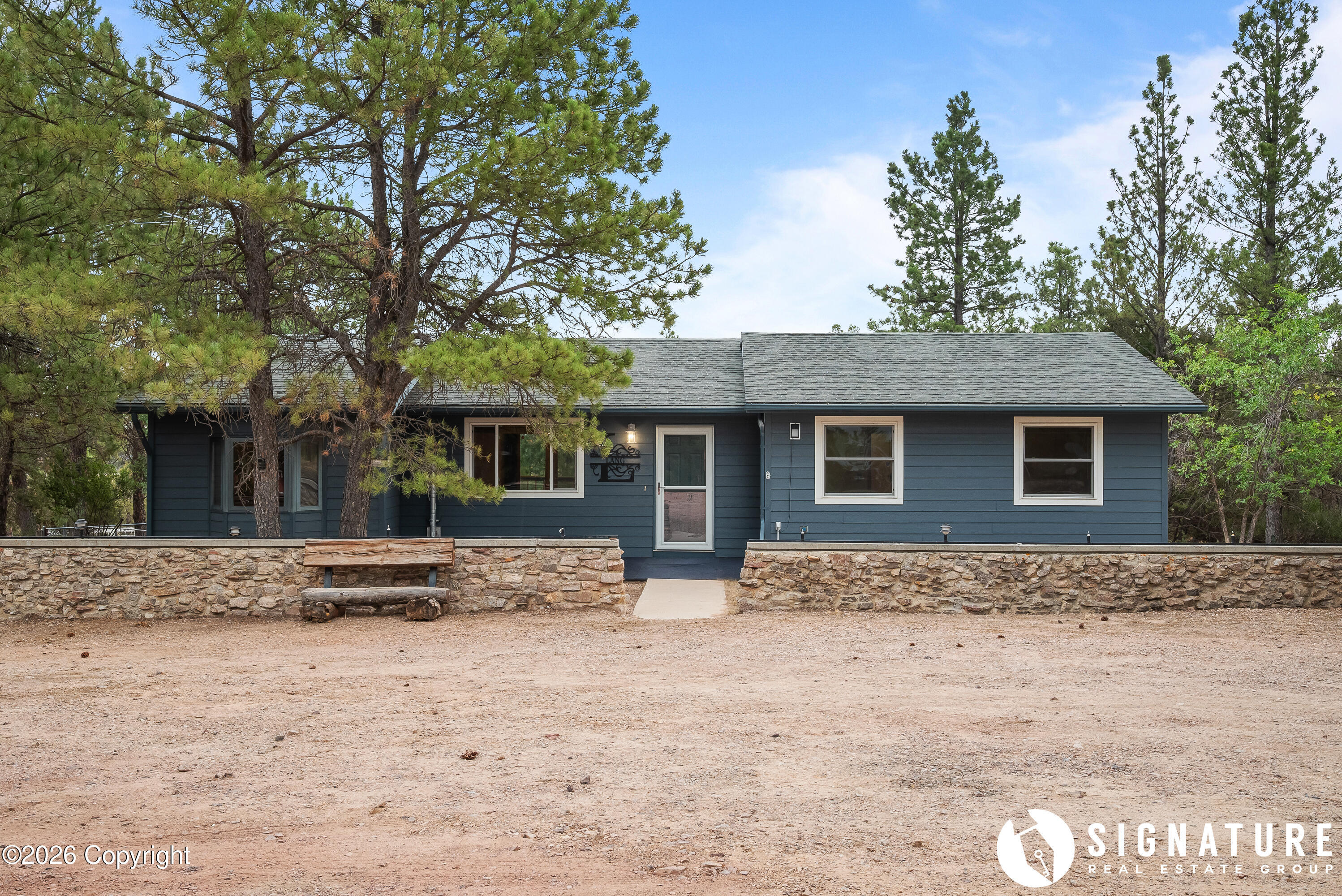 13 Lakeview Dr - — photo