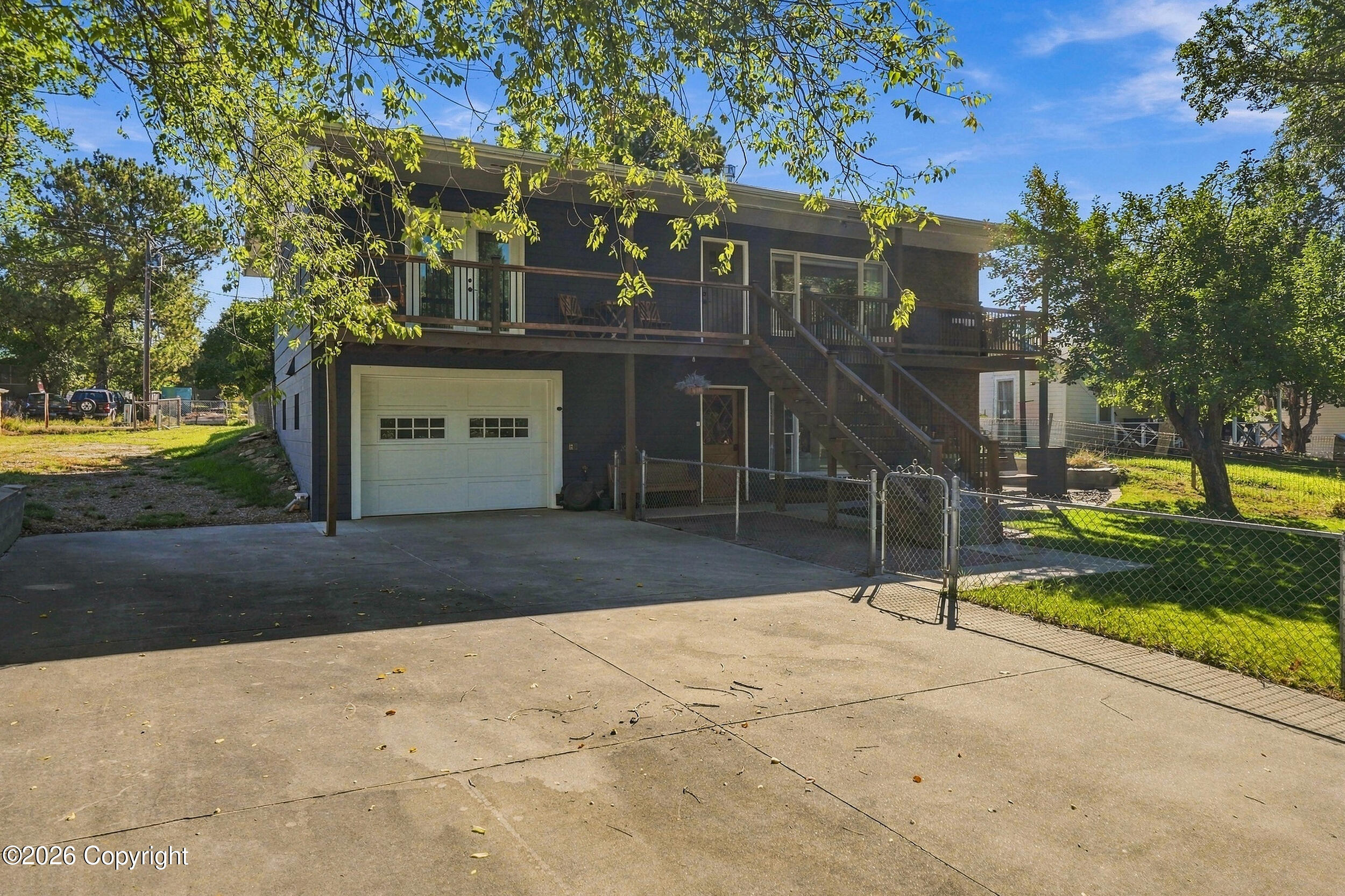 219 Forest Hill - — photo