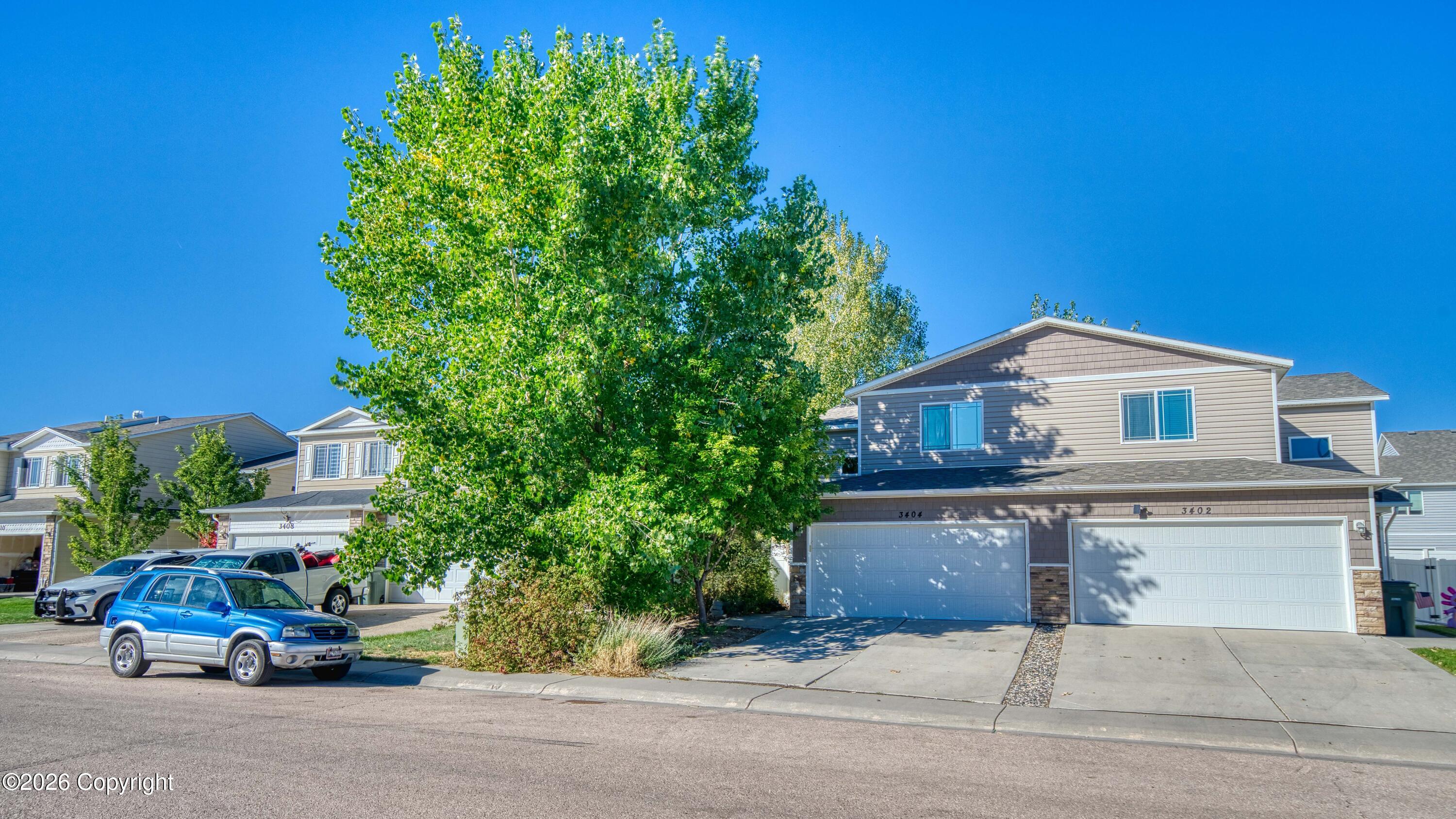 3404 Decoy Ave - — photo