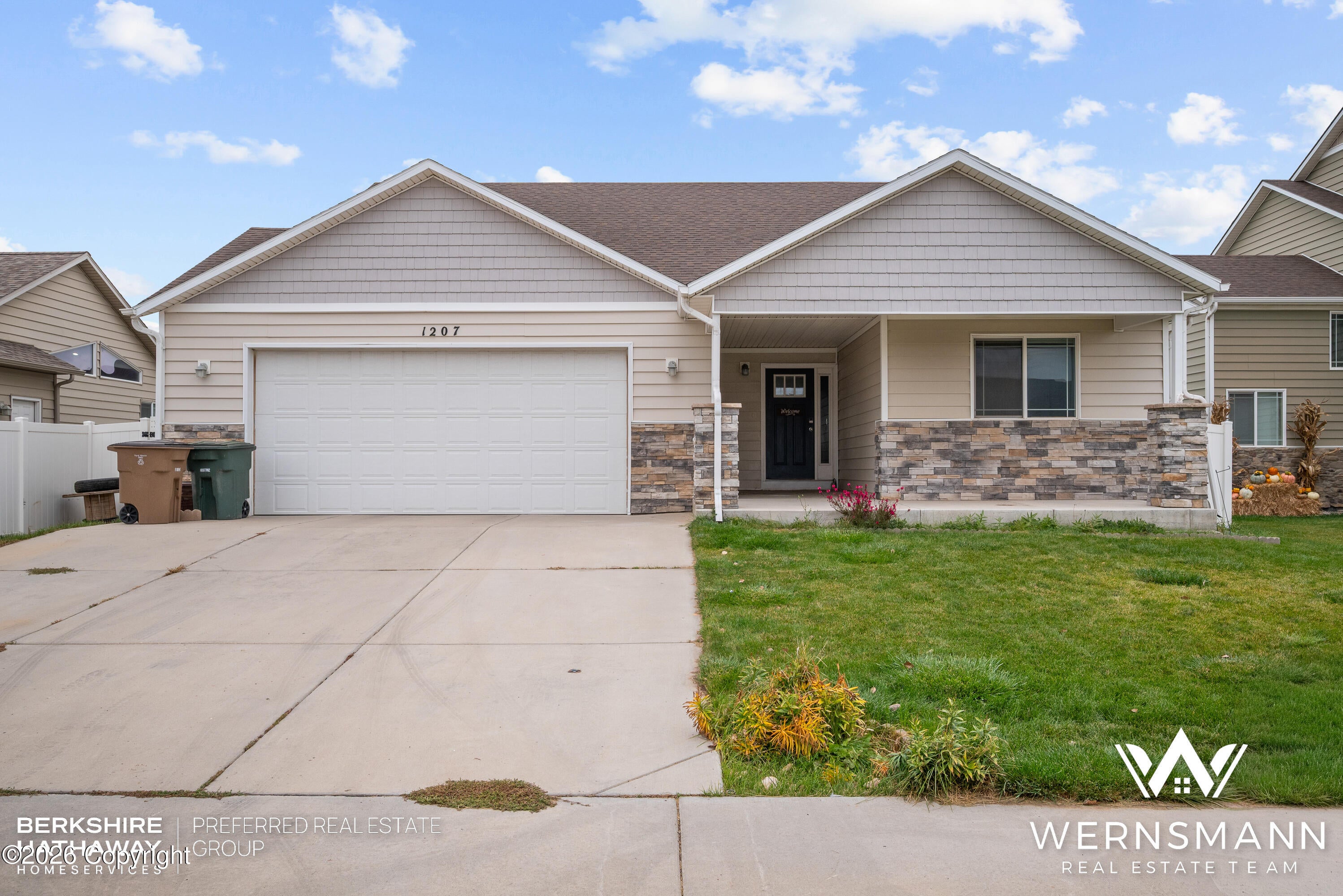 1207 Cattail Dr - — photo