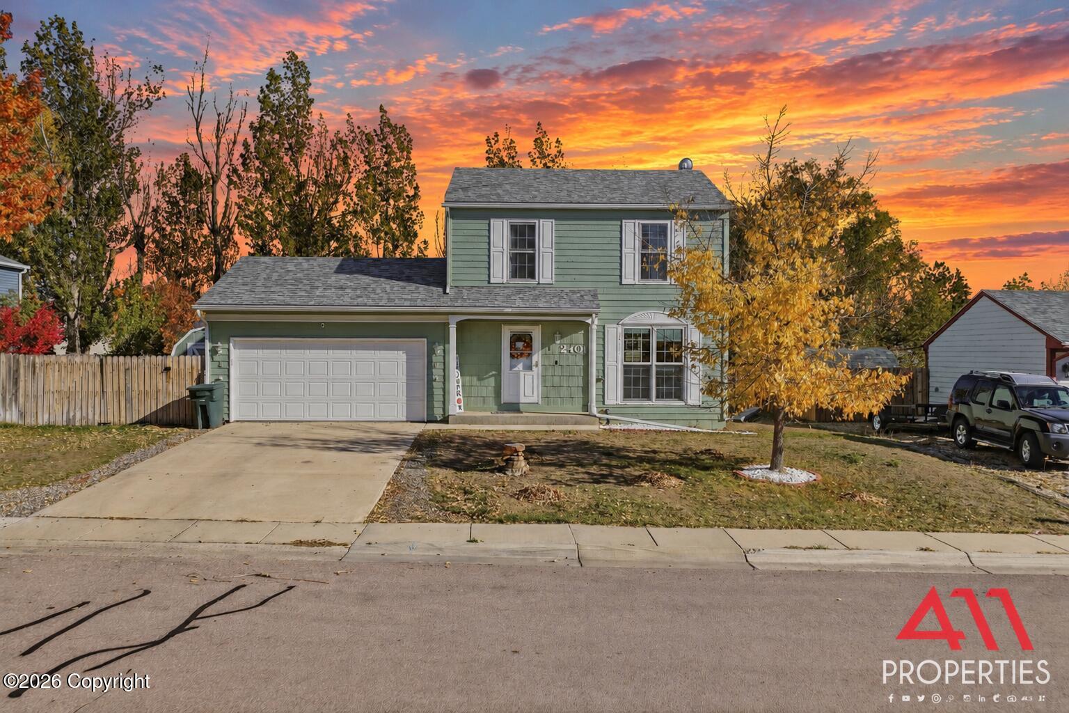 2401 Rose Creek Dr - — photo