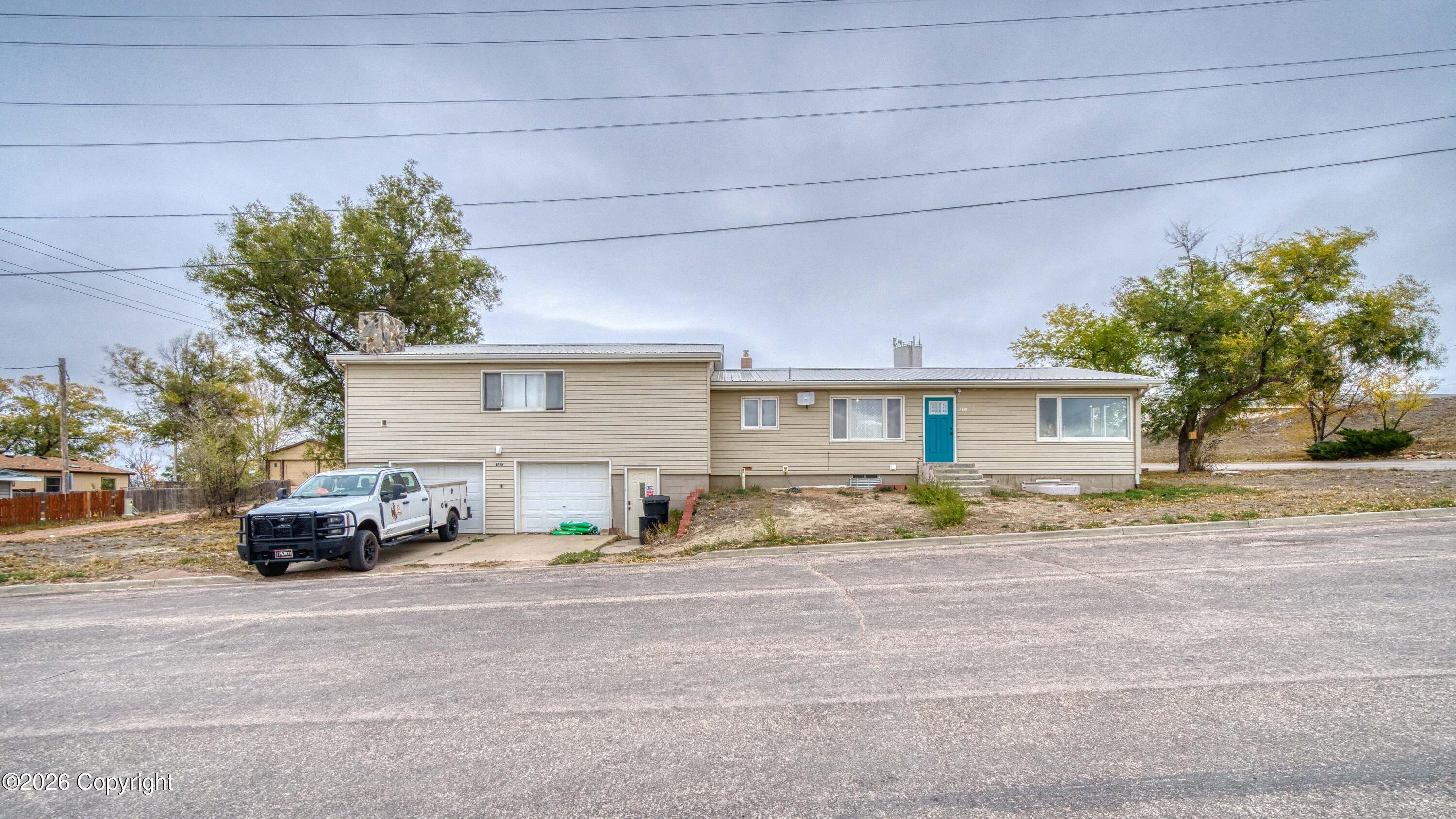 312 E Weston St E — photo