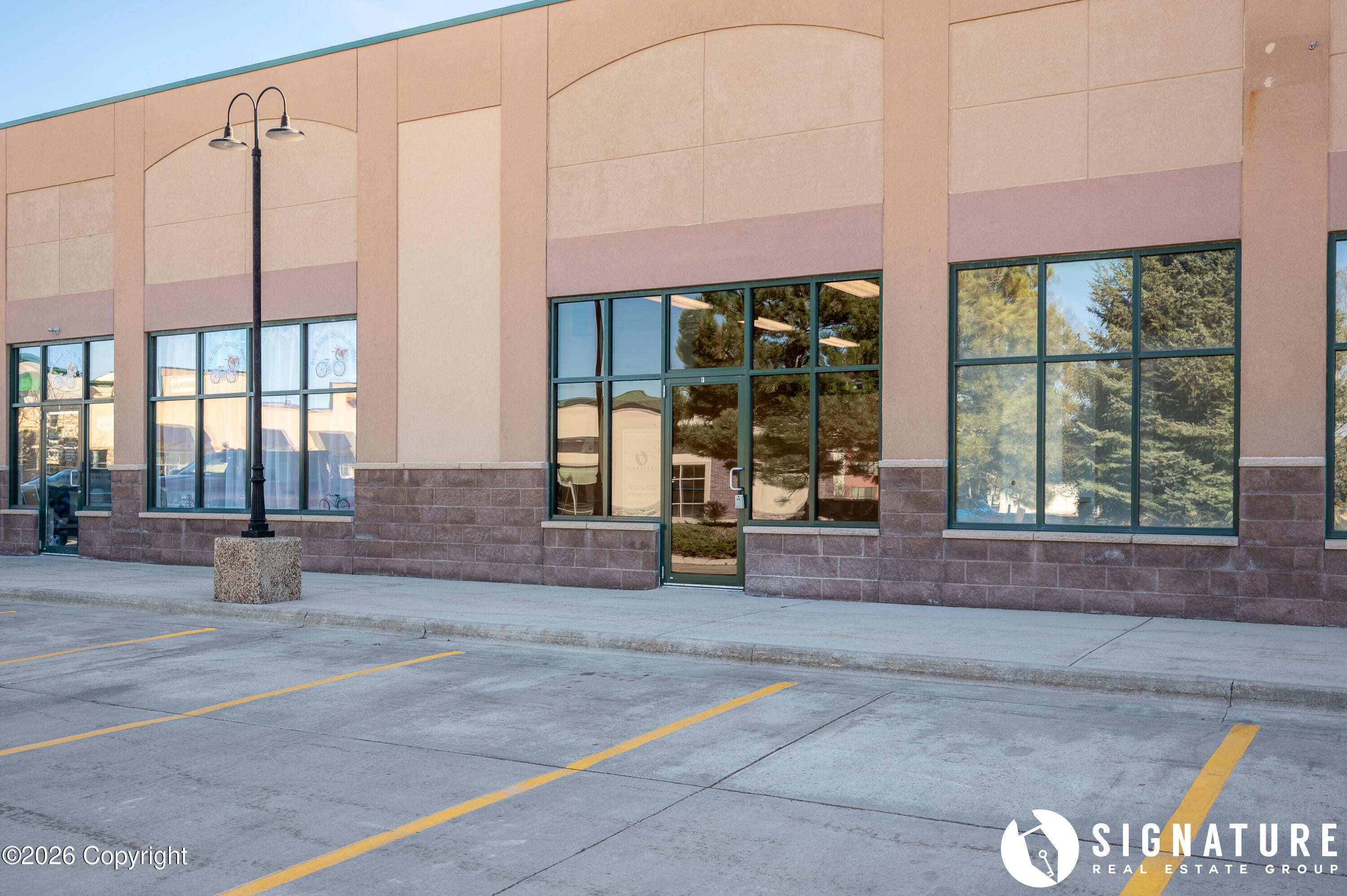 1103 Boxelder Suite F - — photo