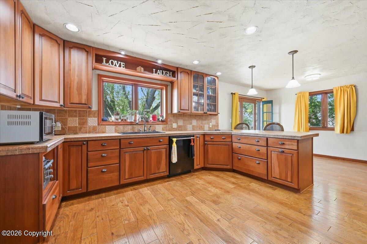 7890 Rimrock Dr - — photo