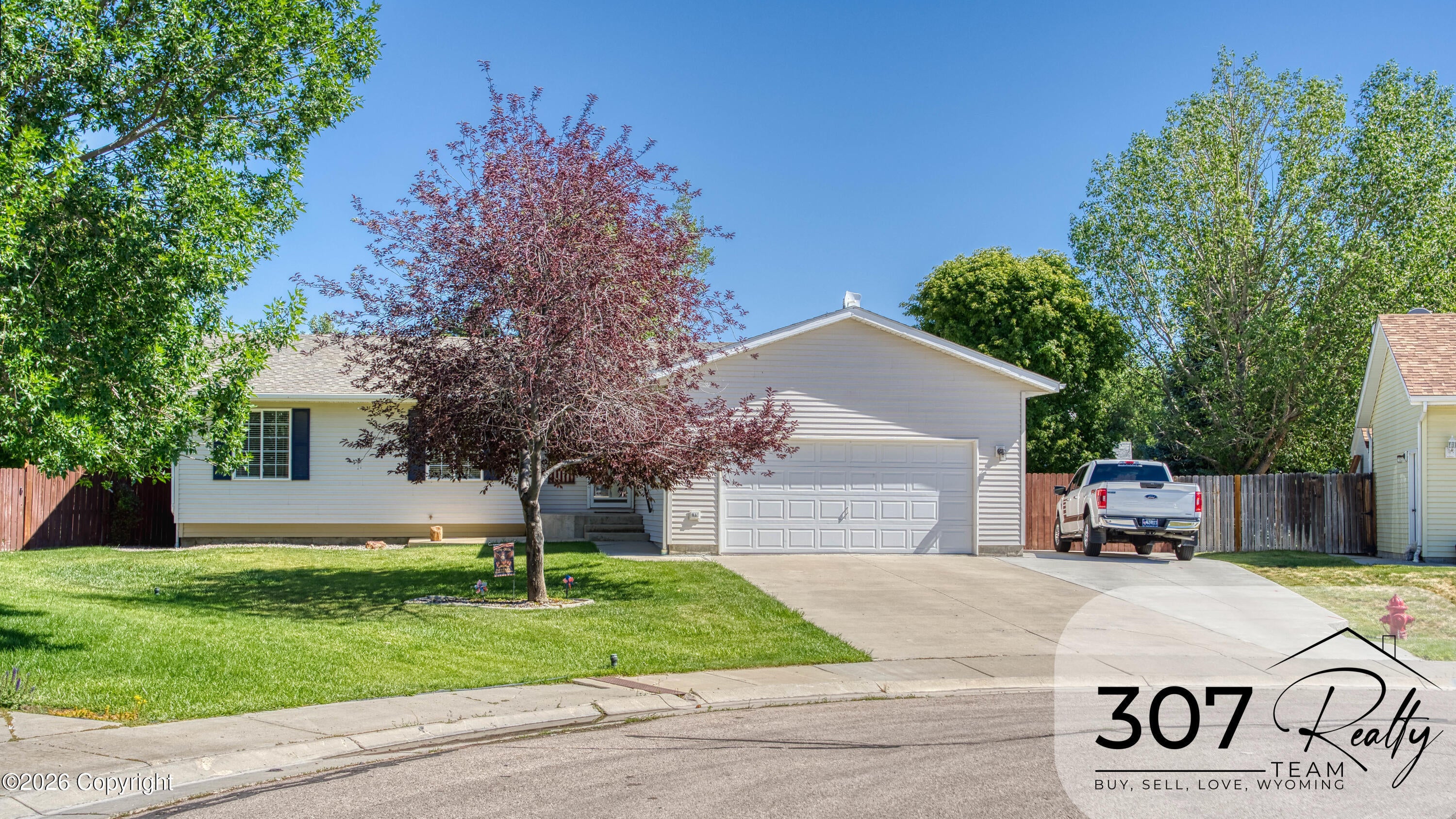 2406 N Buckboard Ct - — photo