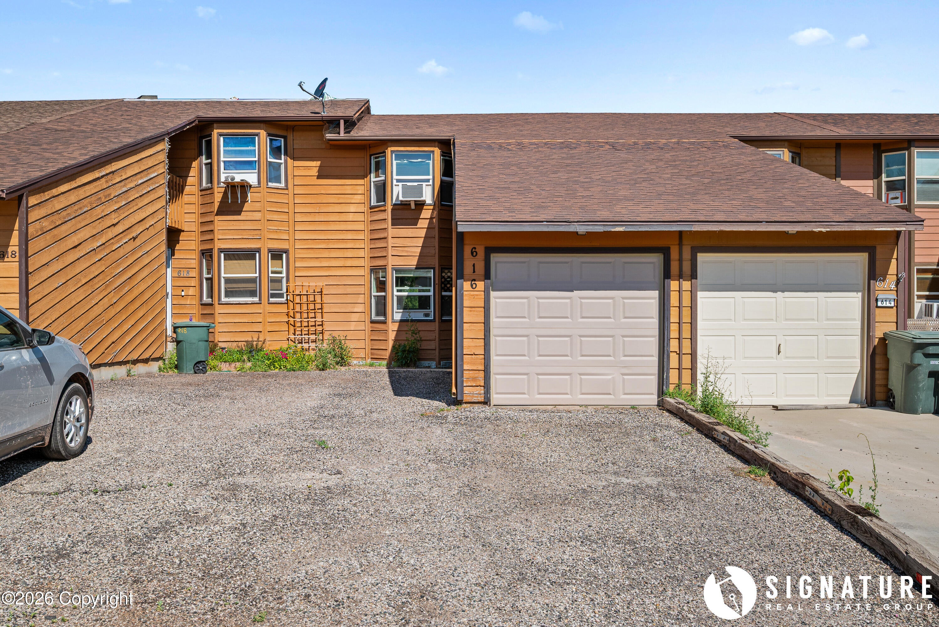 616 Oregon Ave - — photo