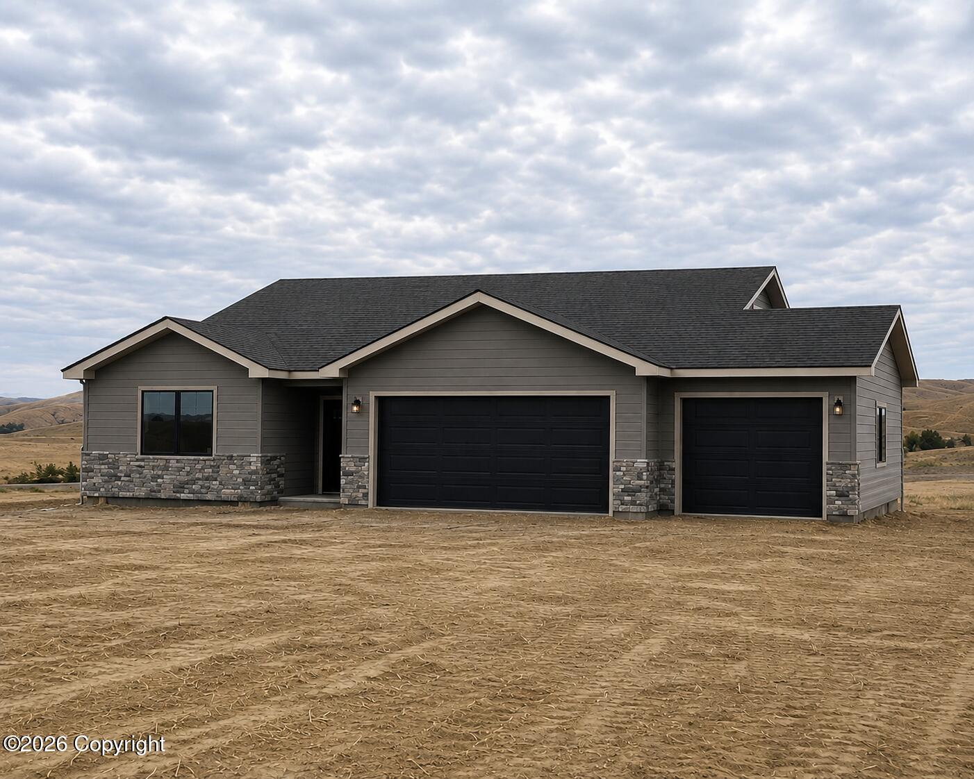 236 Shiplap Spur - — photo