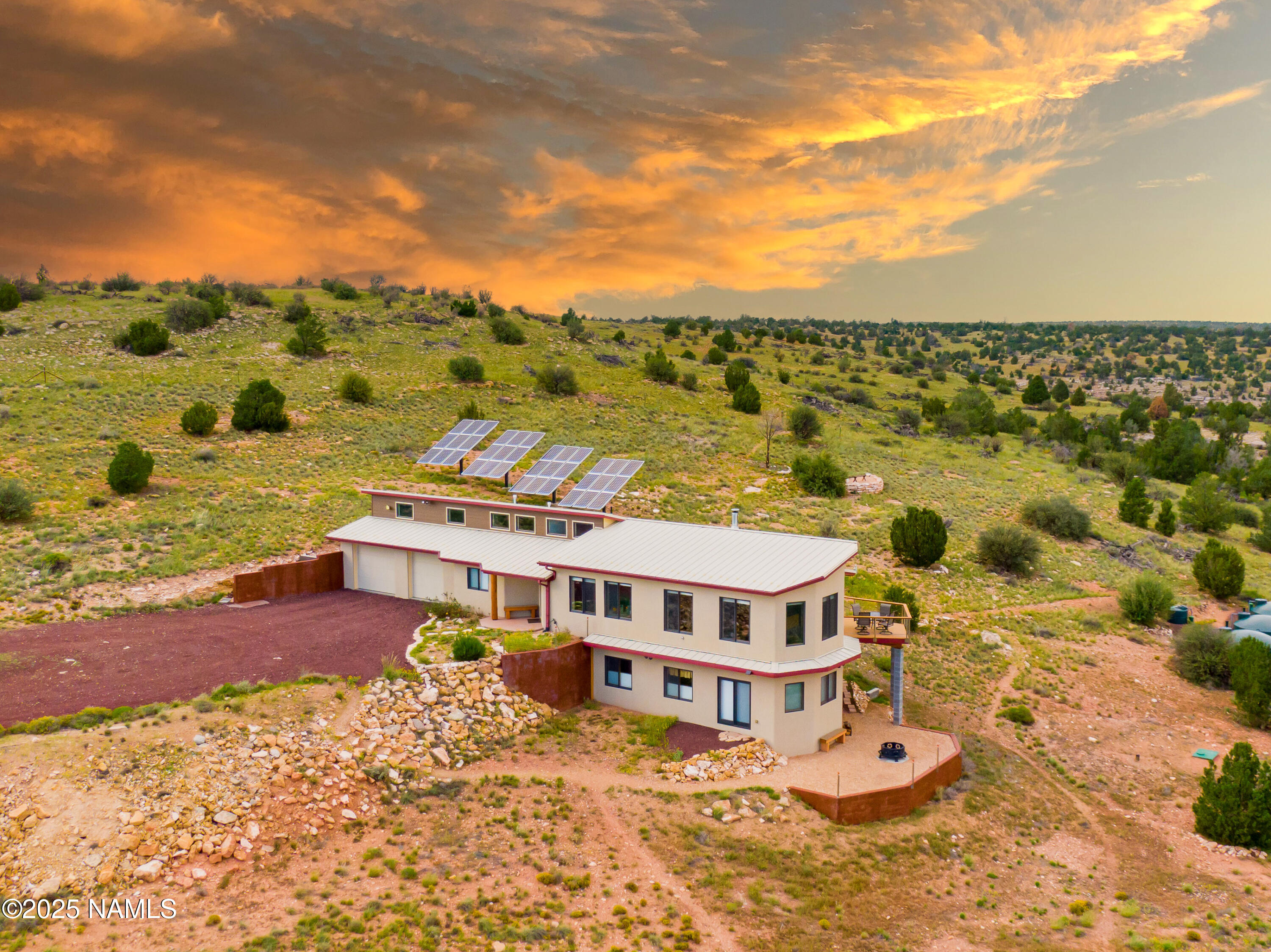 7709 W Painted Rock Trail — photo