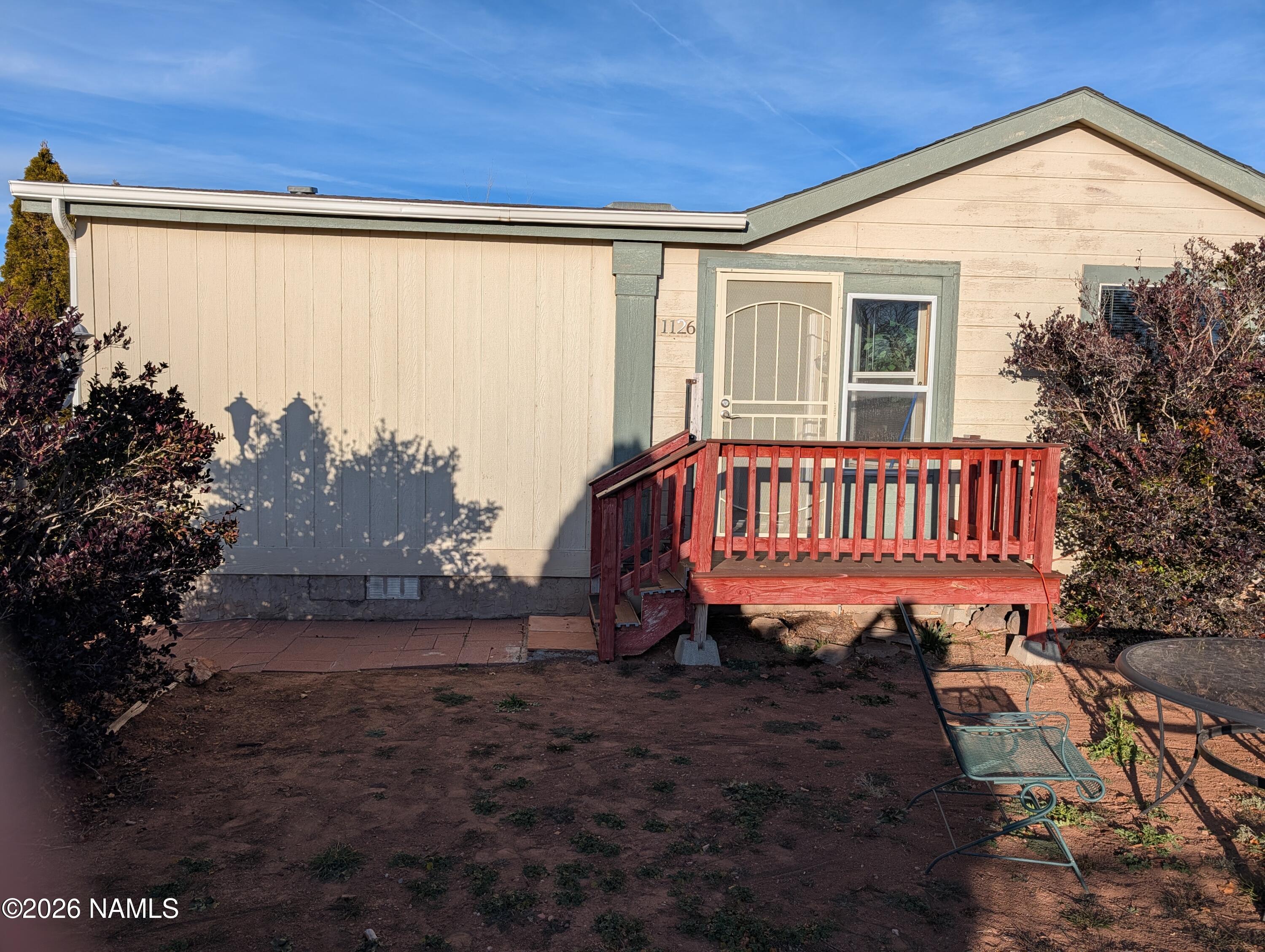 1126 W Valley View Drive — photo