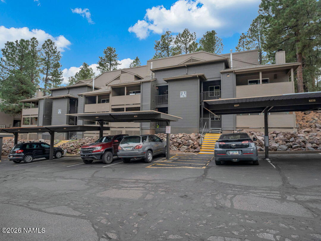 1385 W University Avenue 258 — photo