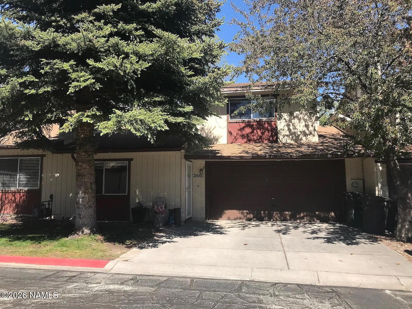 2601 E Jeffrey Loop — photo