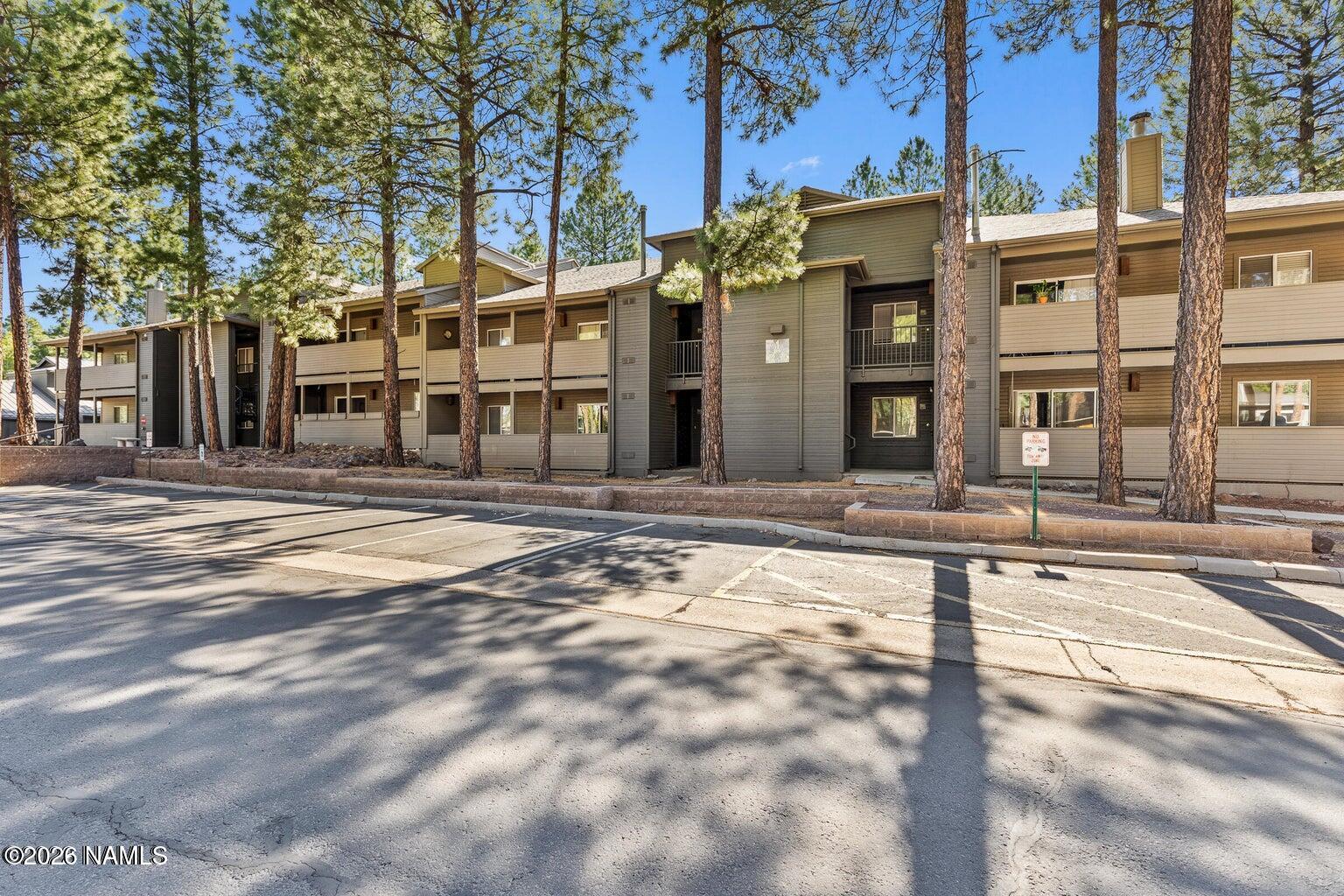 1385 W University Avenue 206 — photo