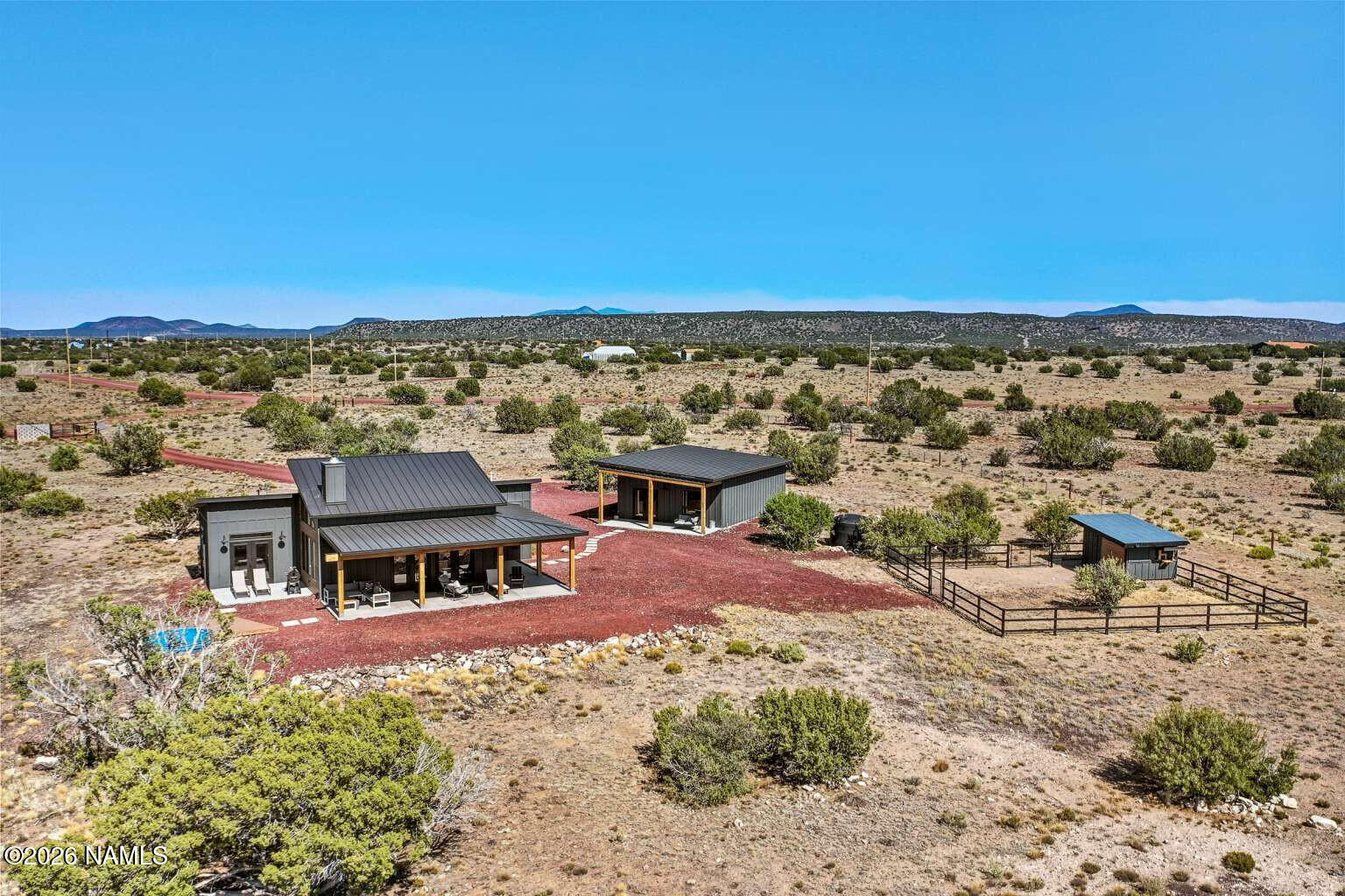 10204 S Cougar Court — photo