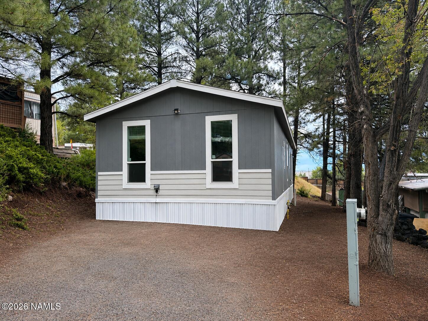 1381 E Circle View Drive — photo