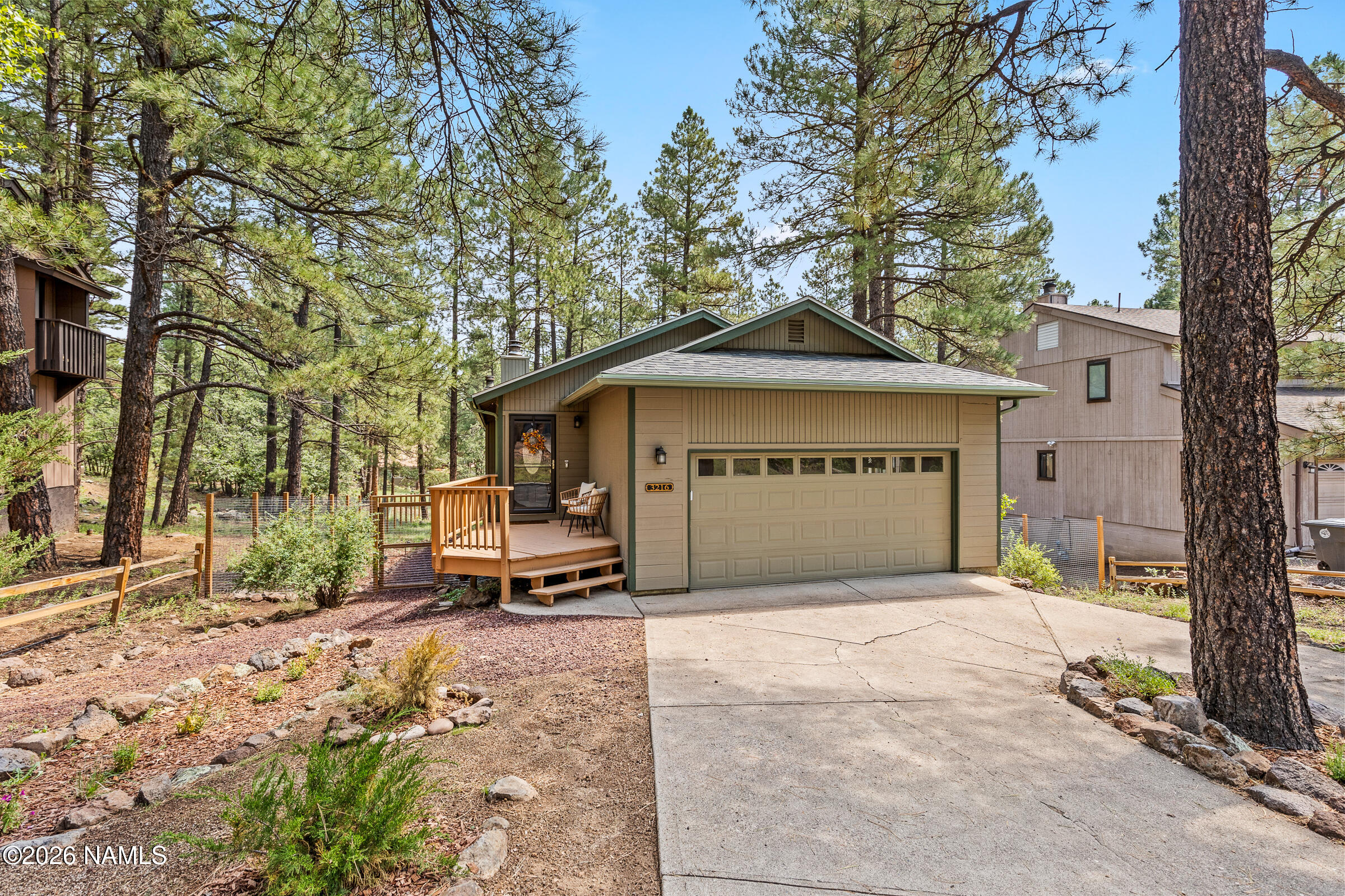 3216 S Gillenwater Drive — photo