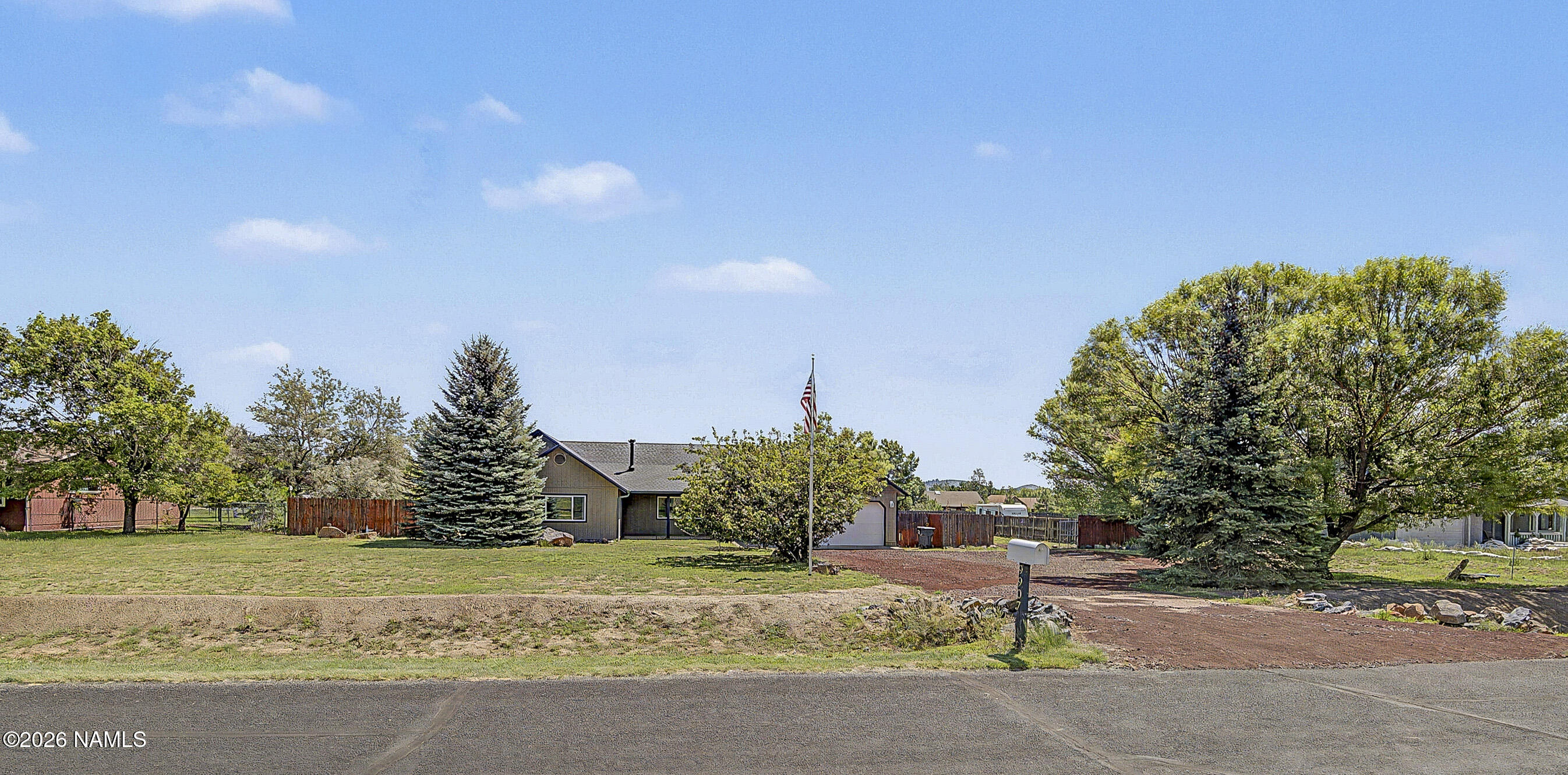 9907 Heritage Drive — photo